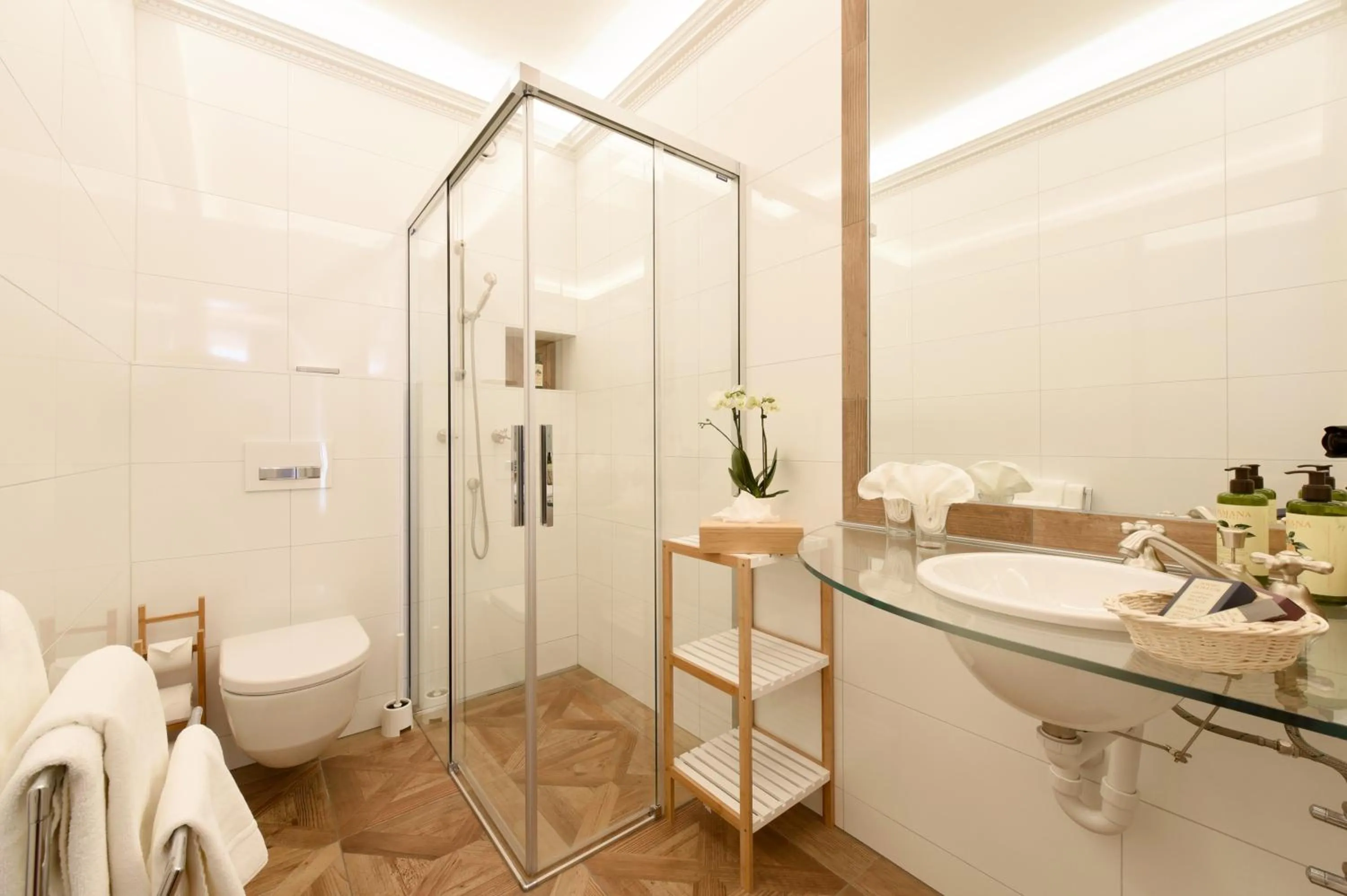 Bathroom in Golf Hotel René Capt