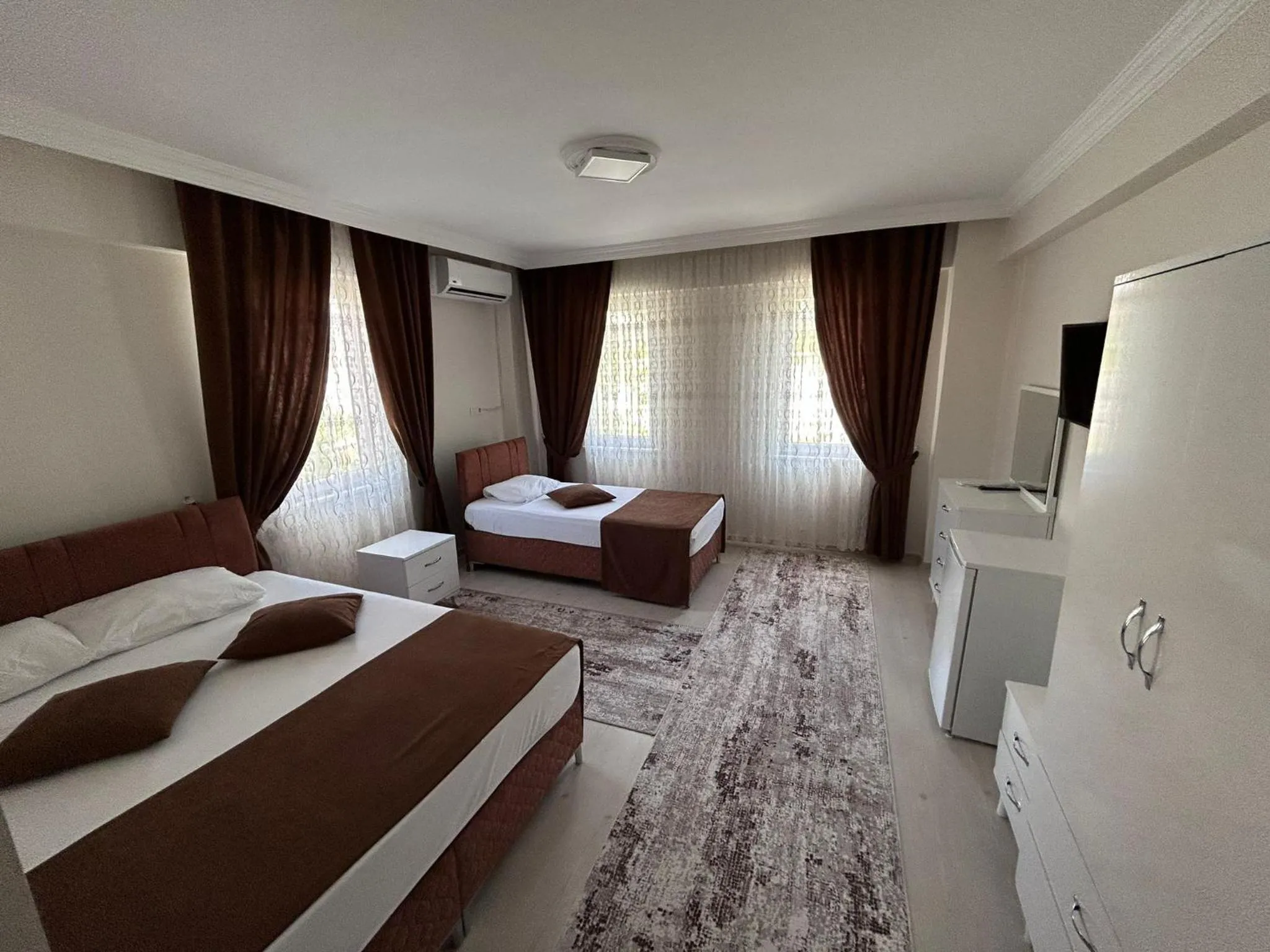 Bed in Paradise House