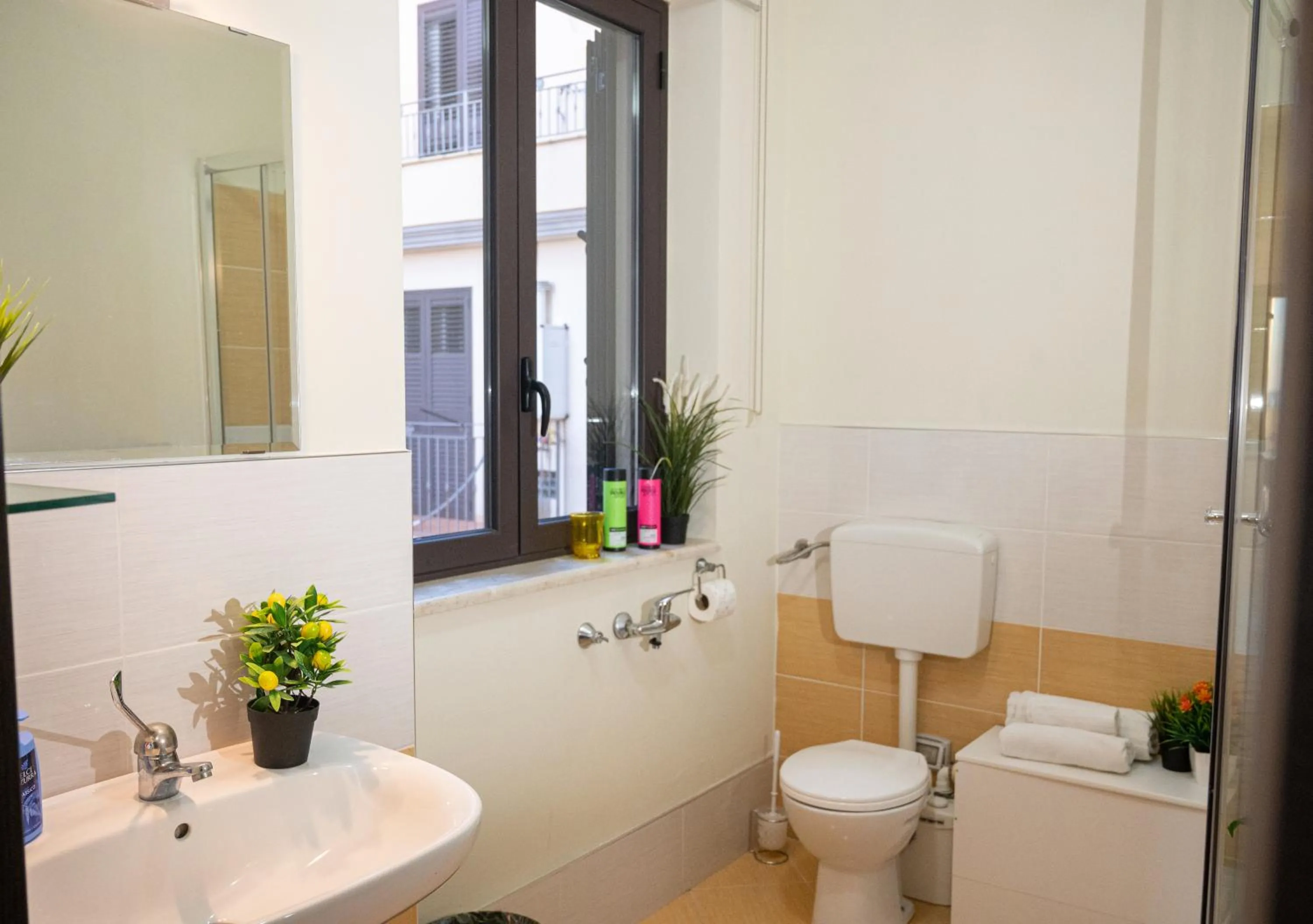 Bathroom in Il Moro - Agrigento Rooms