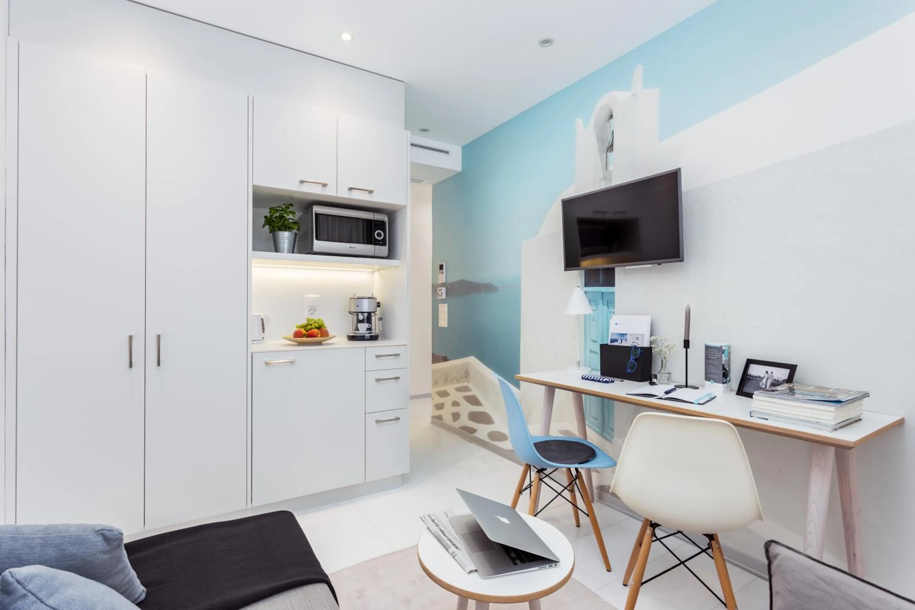 TV and multimedia in VISIONAPARTMENTS Rue des Communaux - contactless check-in