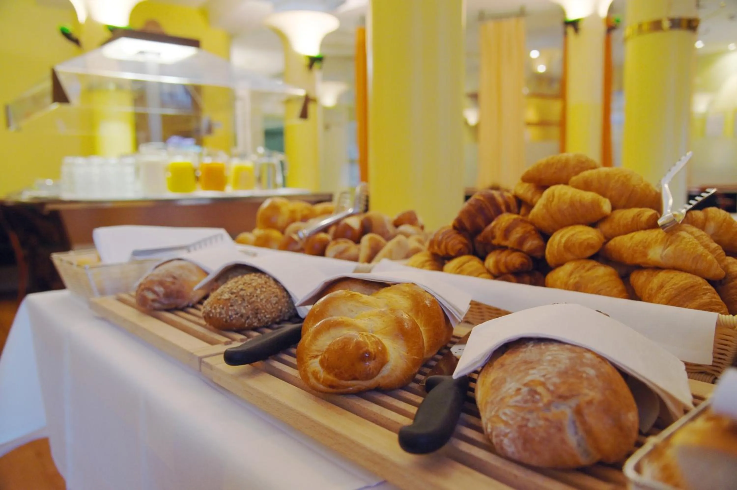 Buffet breakfast in Altstadt Hotel Krone Luzern