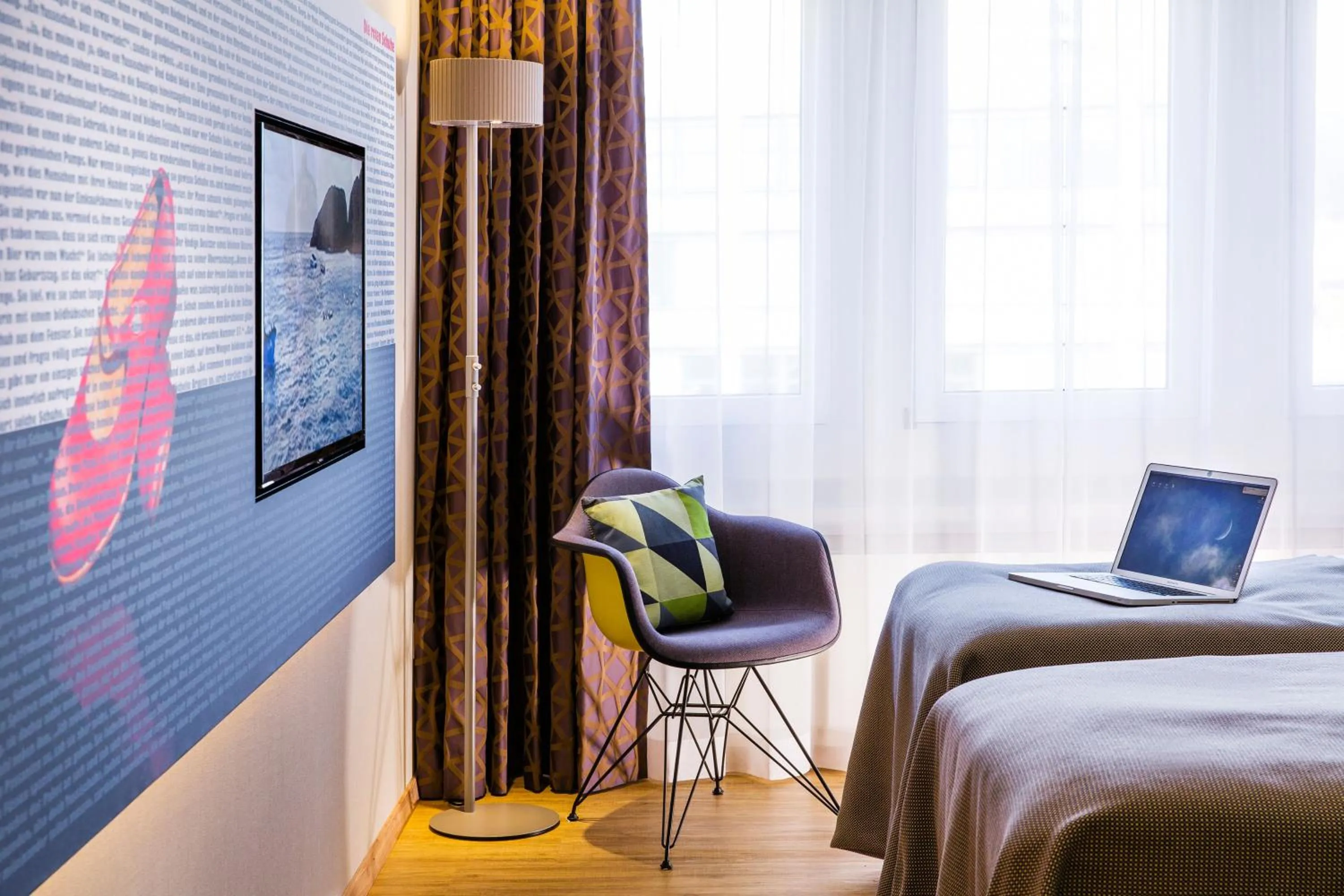 Decorative detail, Bed in Hotel Arte