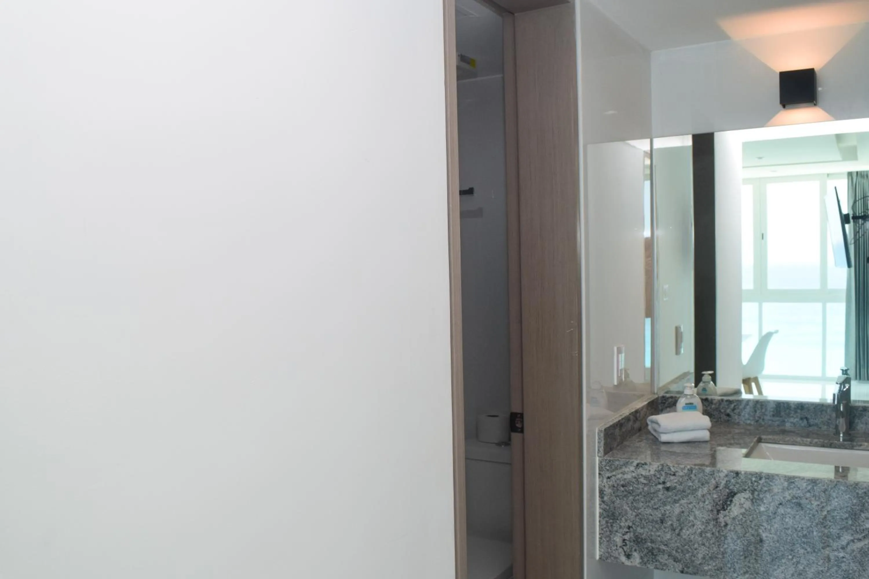 Bathroom in Nuevo estudio a pie de playa, vistas increibles, alberca, gym jacuzi, seguridad, 3503