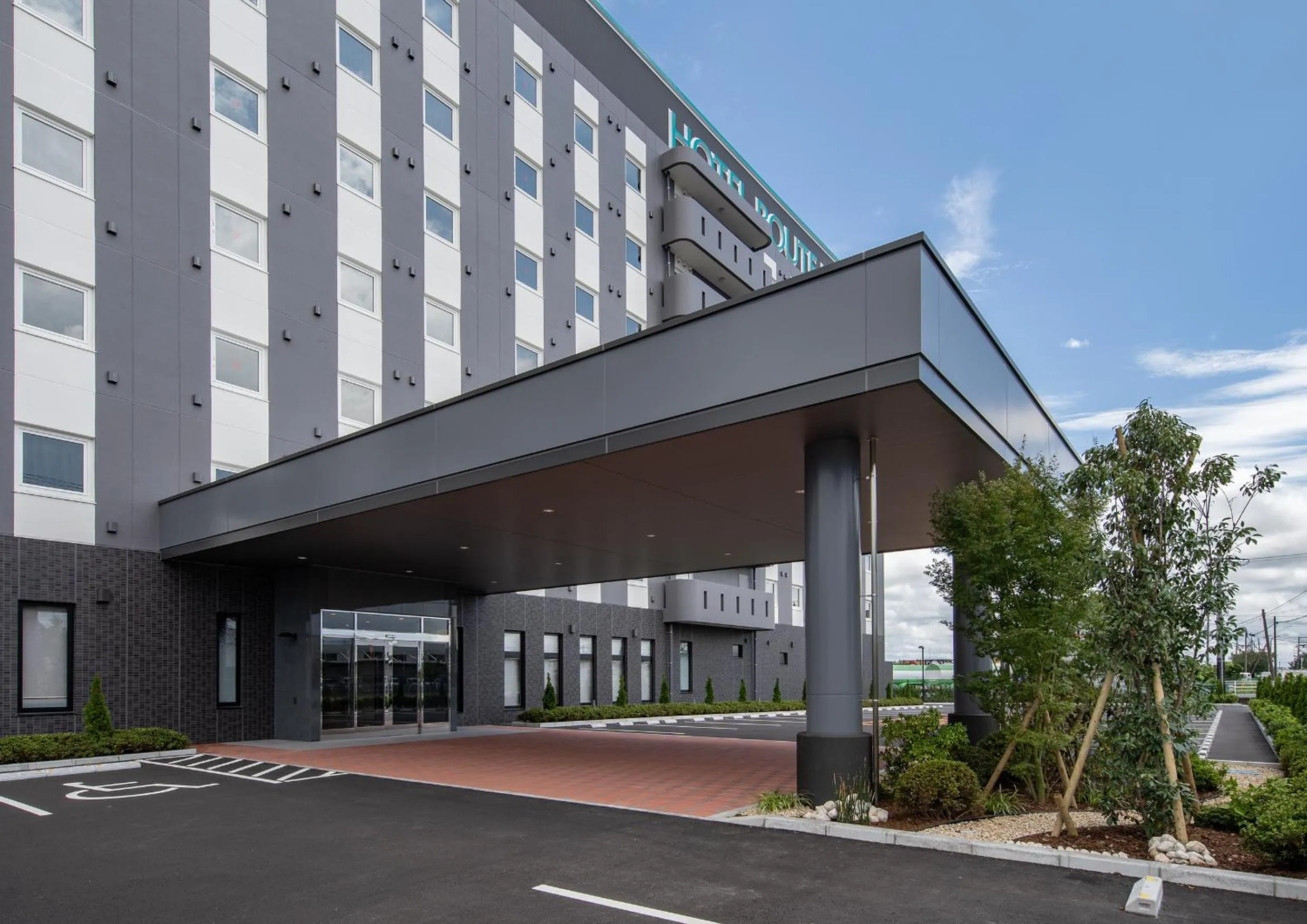 Facade/entrance in Hotel Route-Inn Ichihara