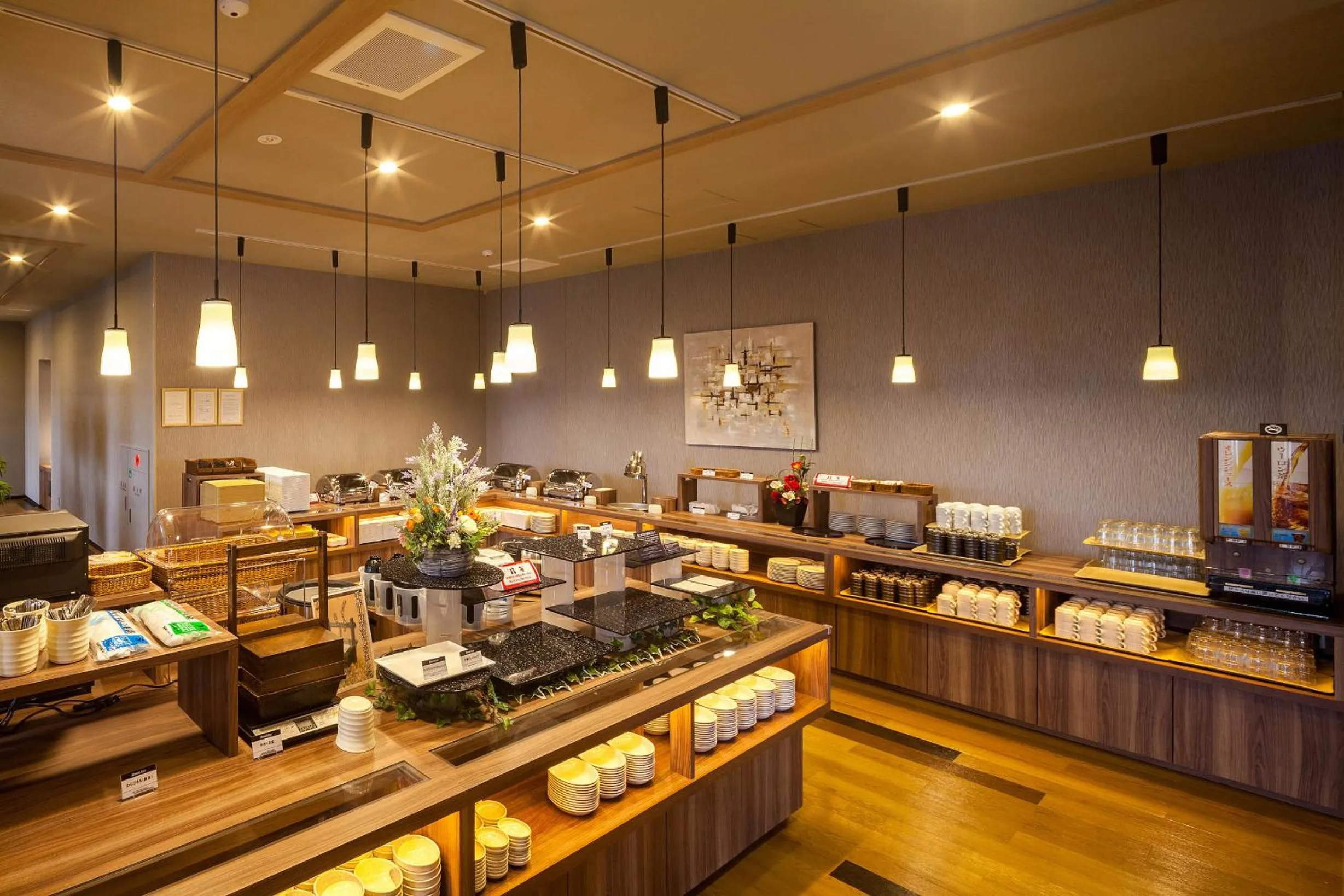 Restaurant/places to eat in Hotel Route-Inn Tsuyama Ekimae