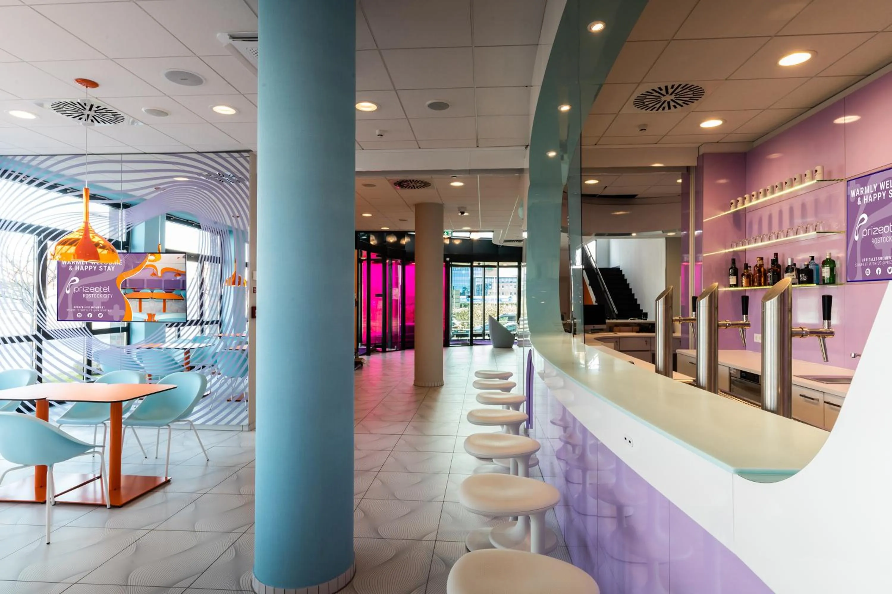 Facade/entrance in Prize by Radisson, Rostock City