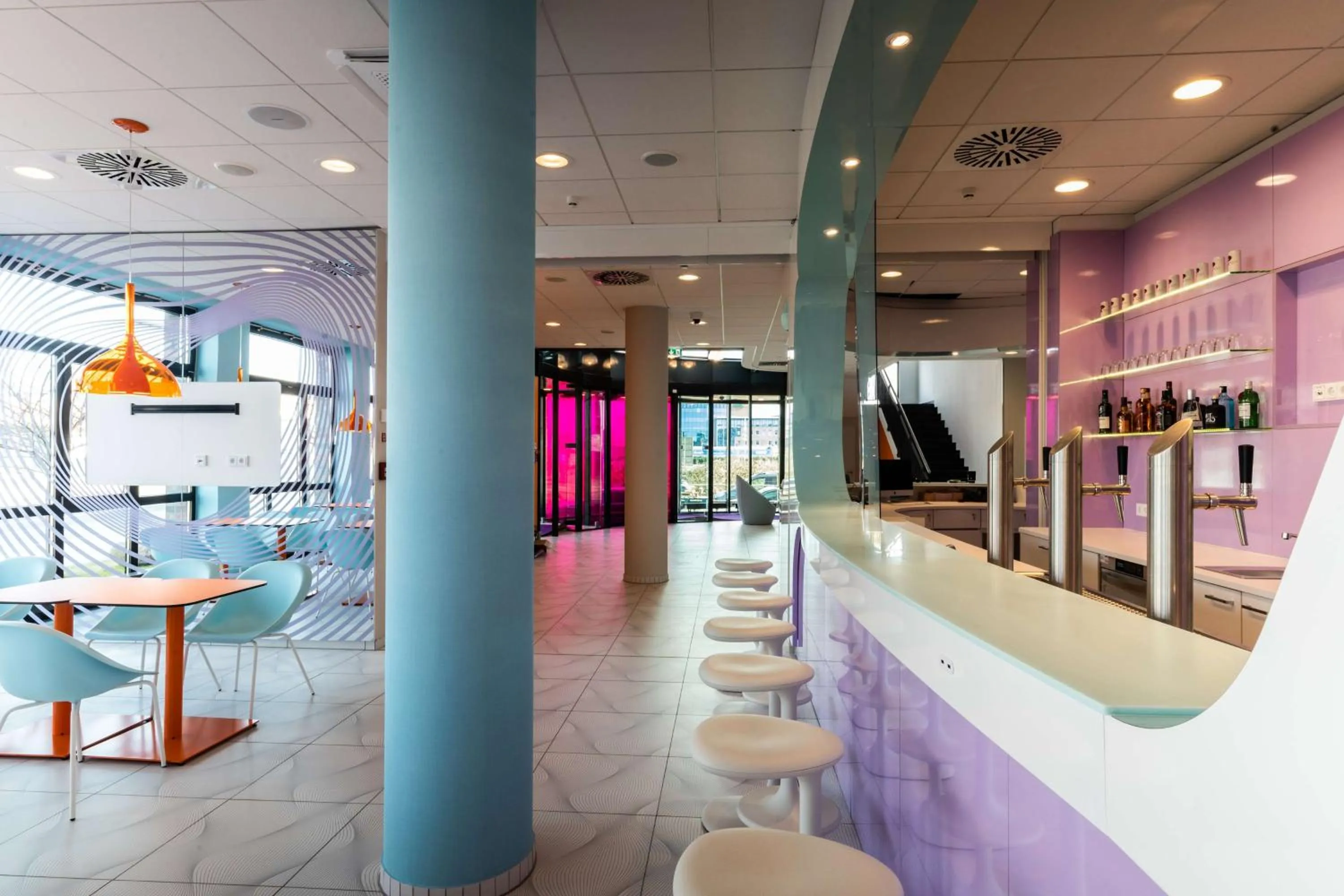 Lounge or bar in Prize by Radisson, Rostock City