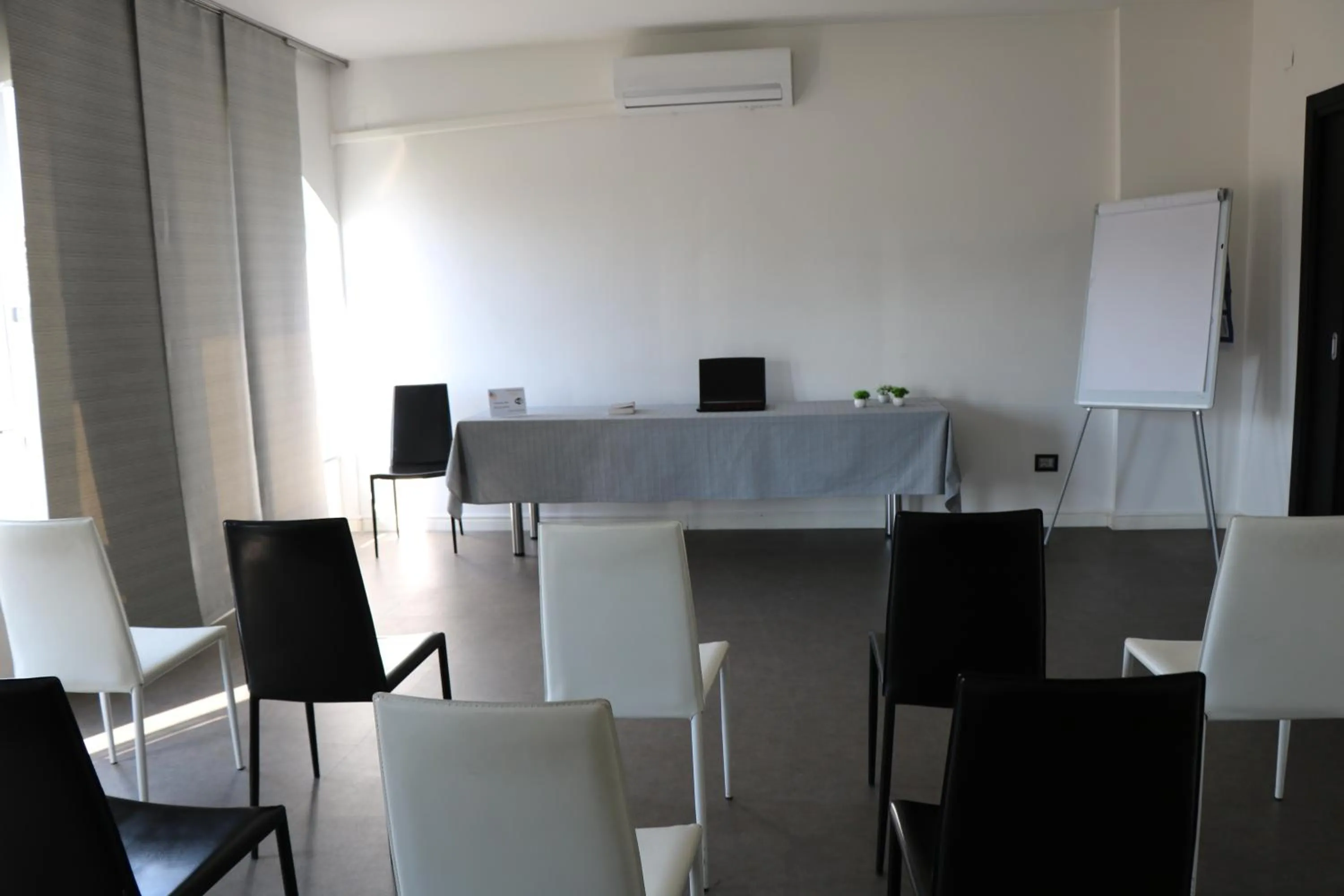 Business facilities in HOTEL QUADRIFOGLIO