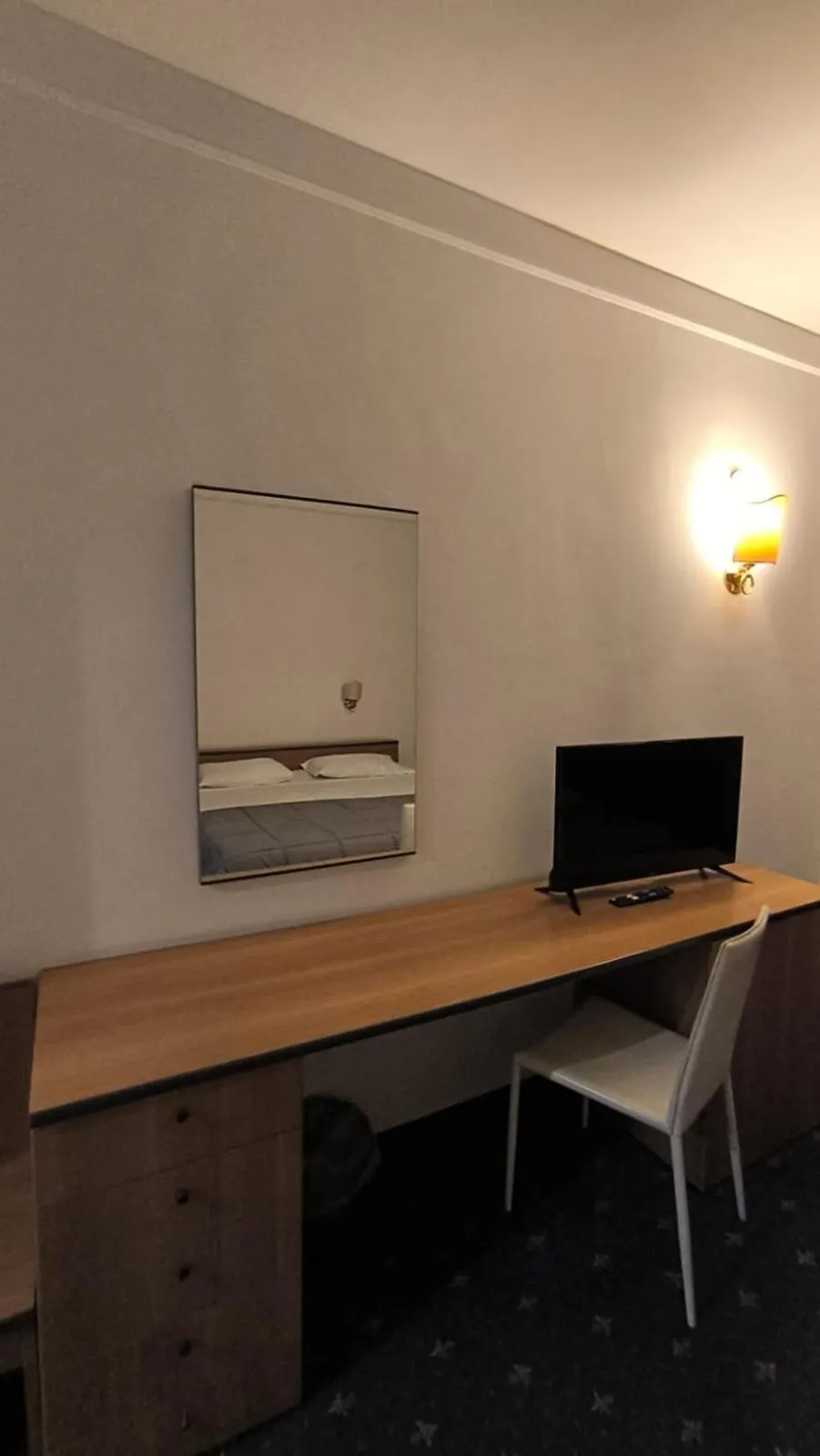 TV and multimedia in HOTEL QUADRIFOGLIO