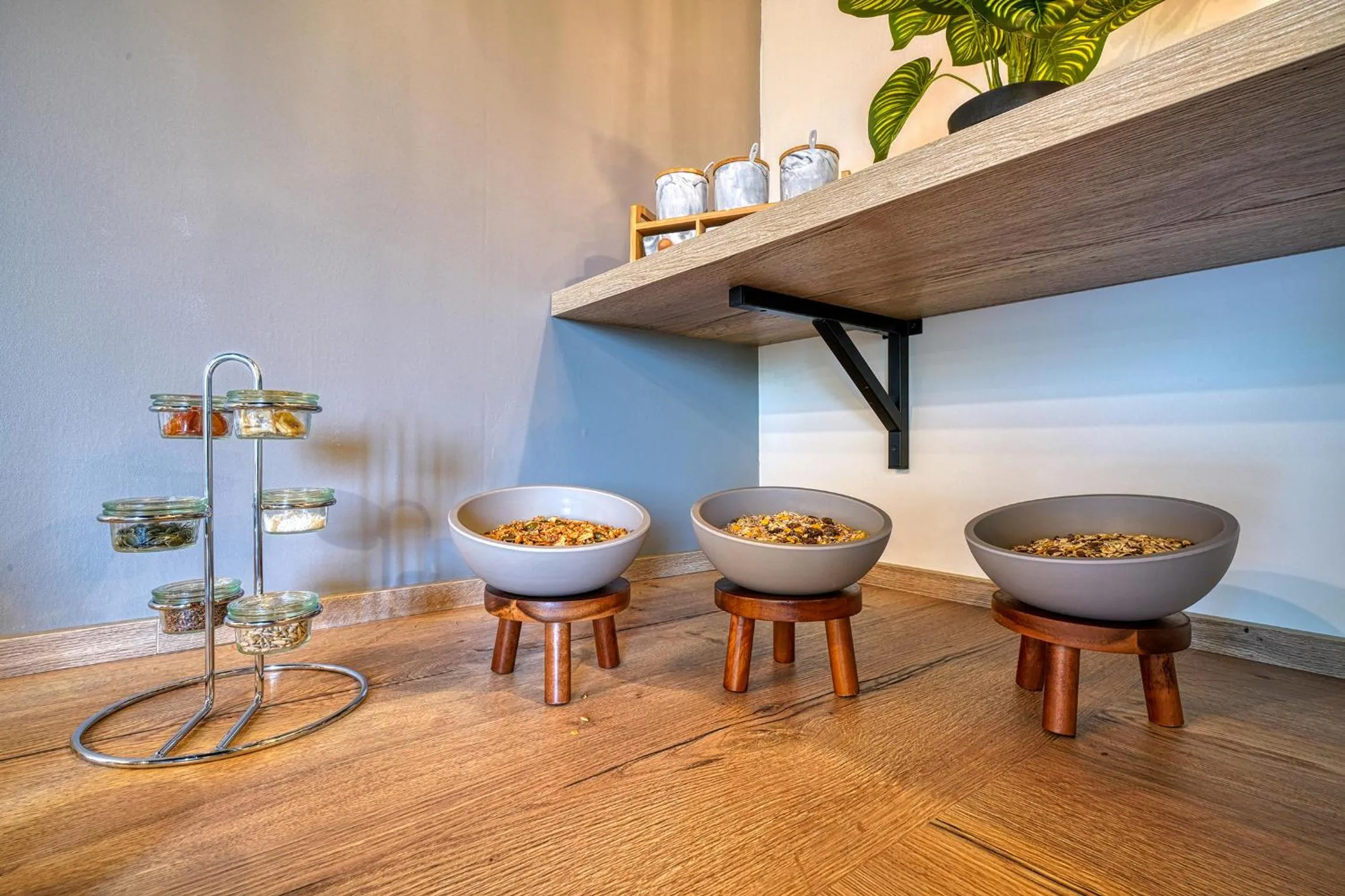 Buffet breakfast in NinetyNine Augsburg