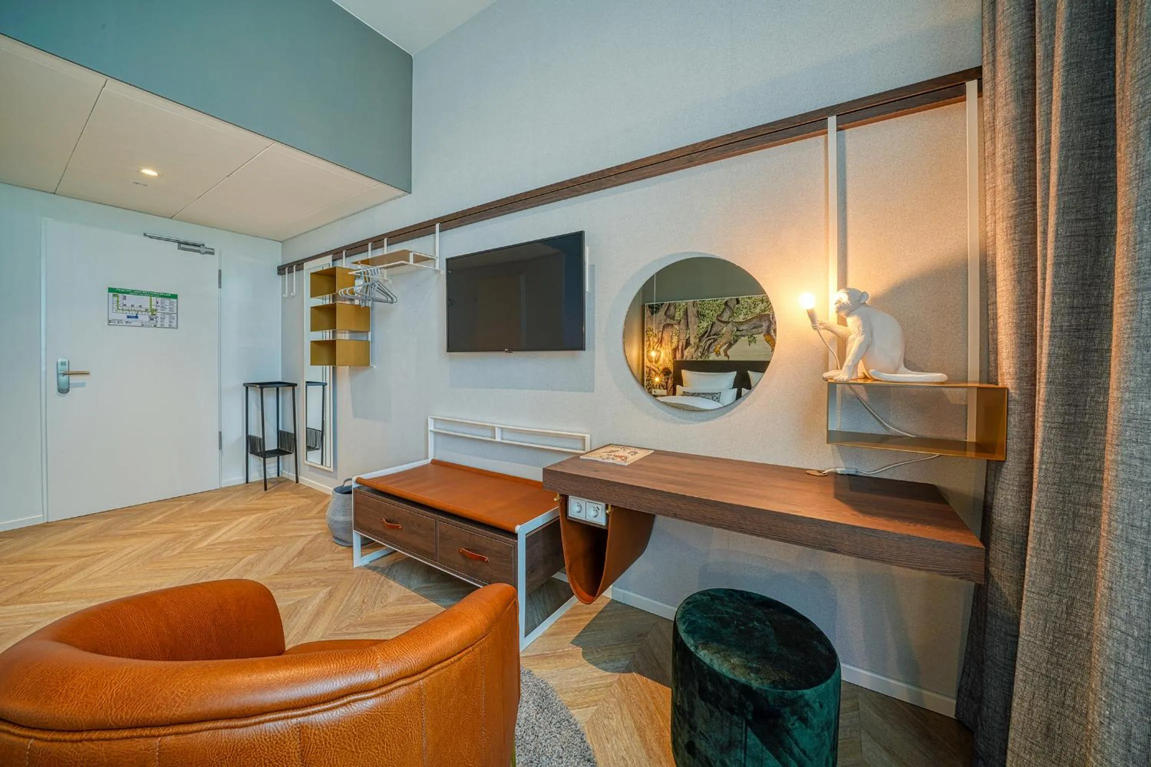 Photo of the whole room in NinetyNine Augsburg