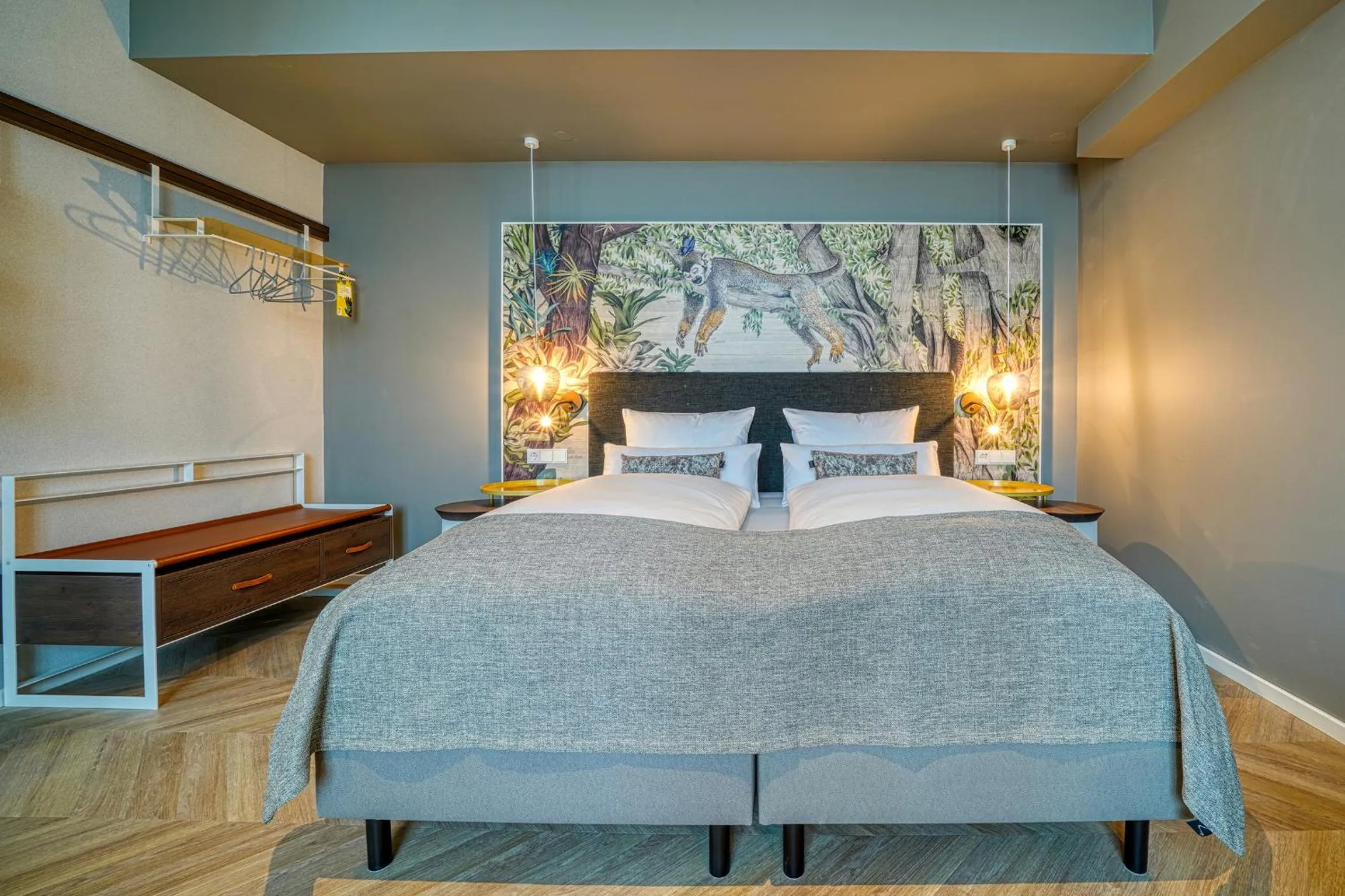 Photo of the whole room, Bed in NinetyNine Augsburg