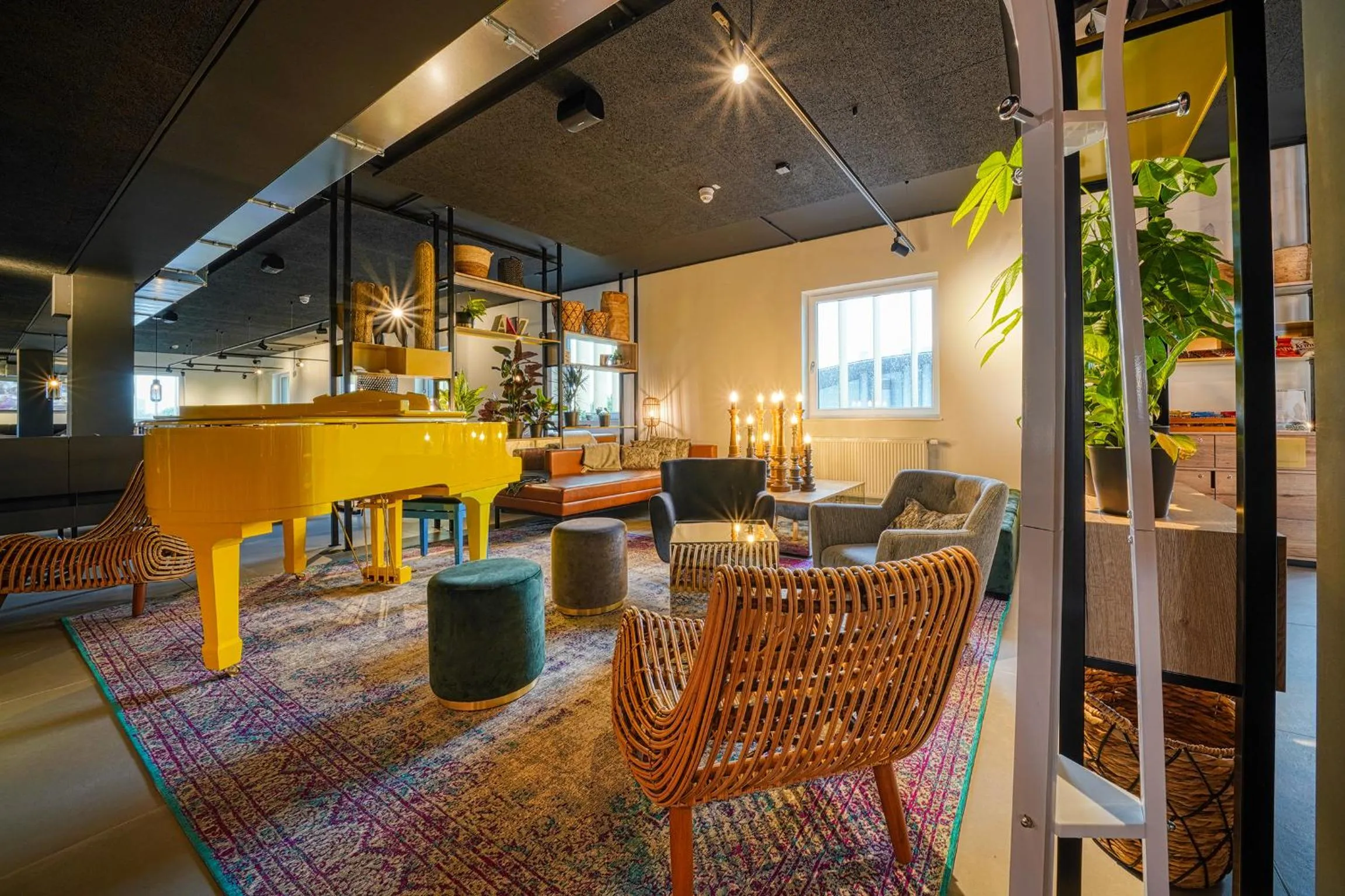 Lobby or reception in NinetyNine Augsburg