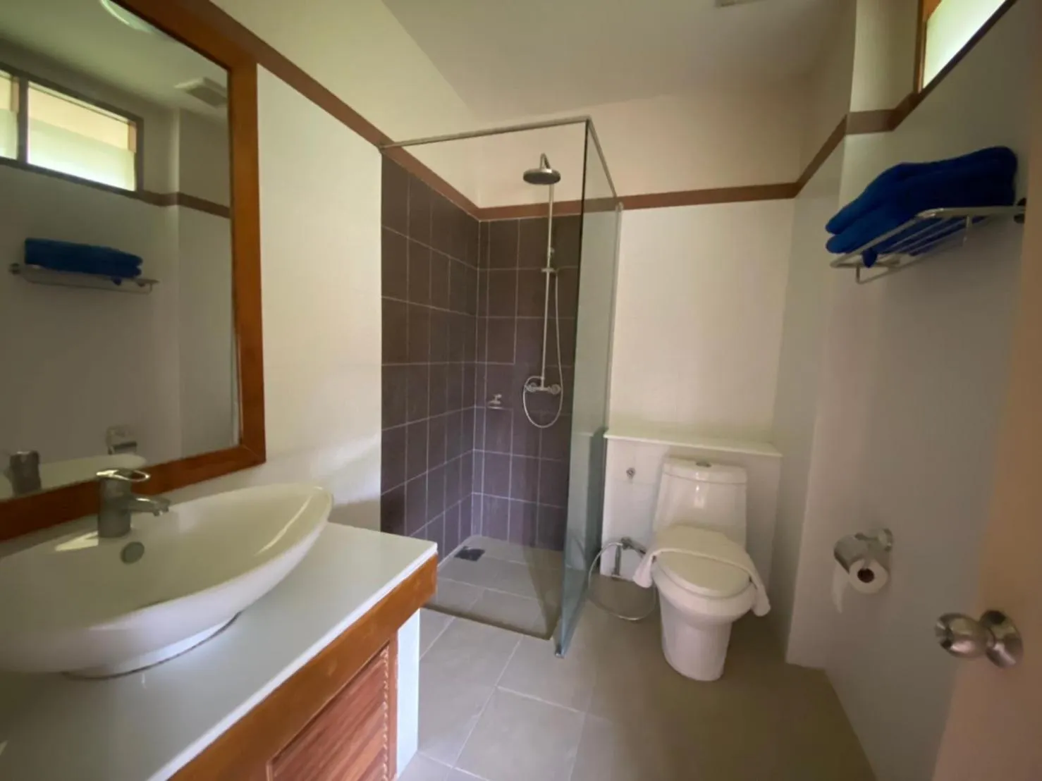 Bathroom in Chaithalay Khanom Resort