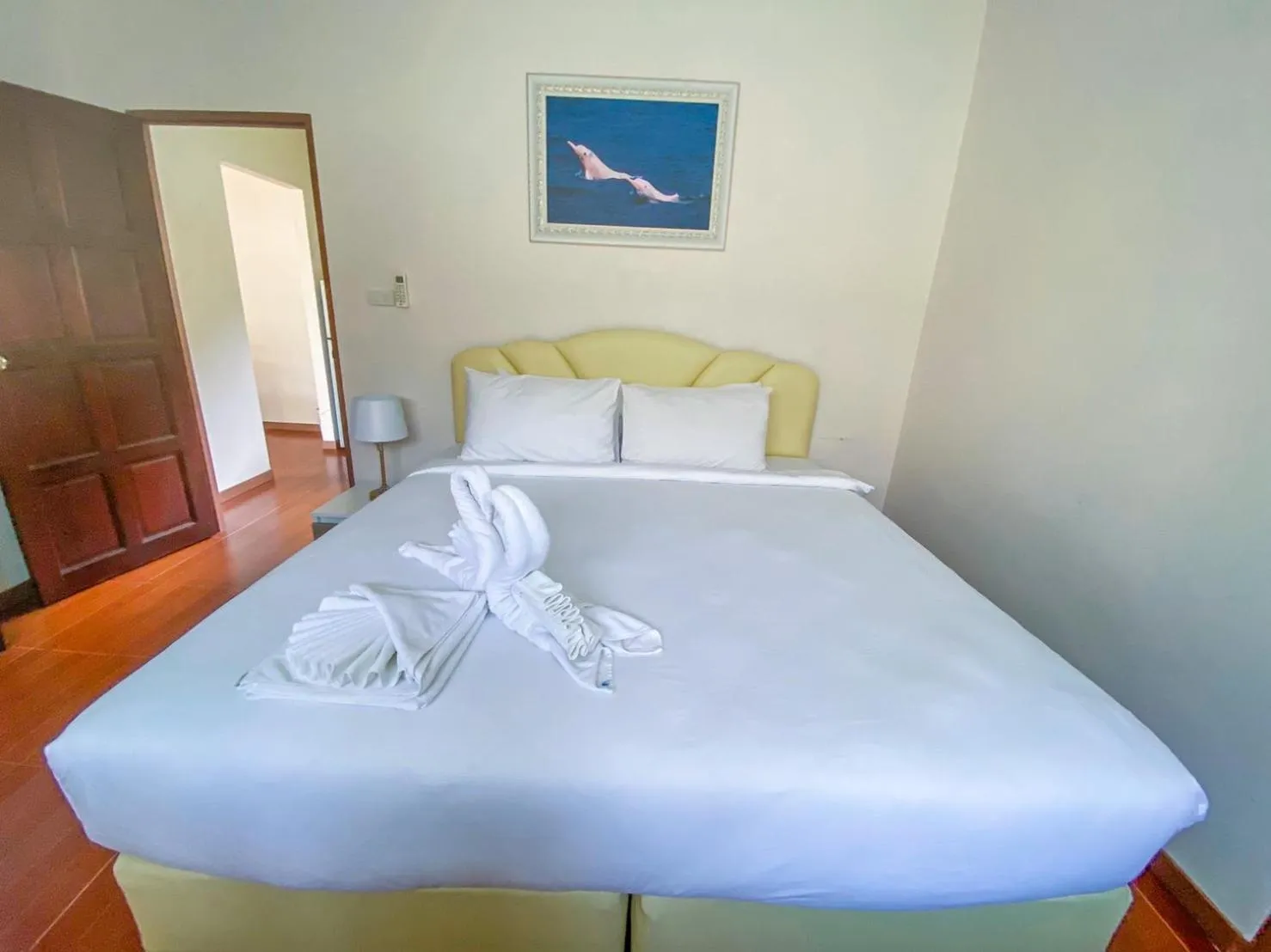 Bed in Chaithalay Khanom Resort