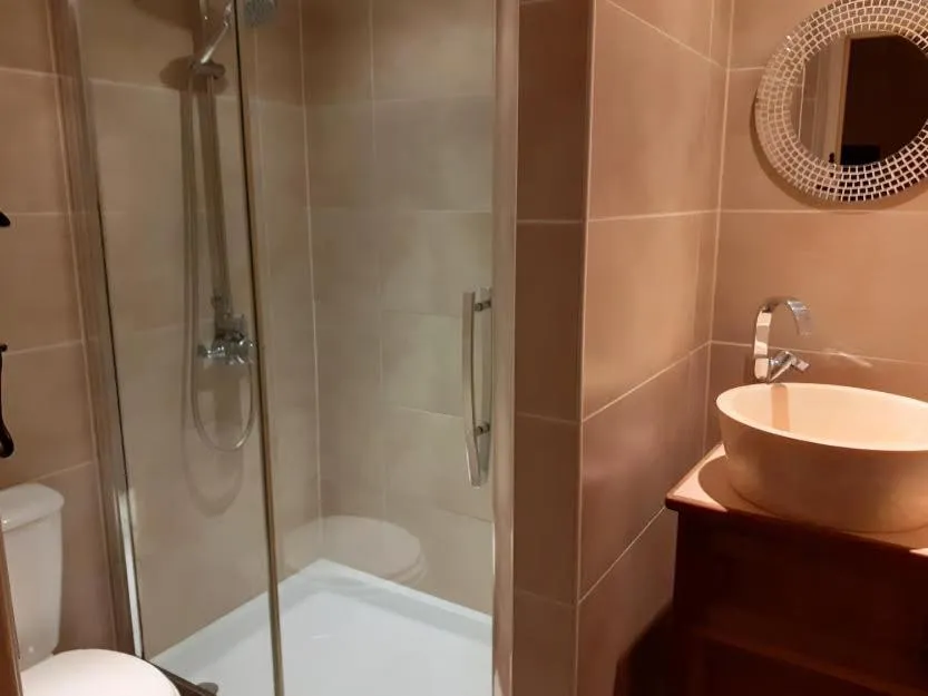 Bathroom in Witherhill Granary