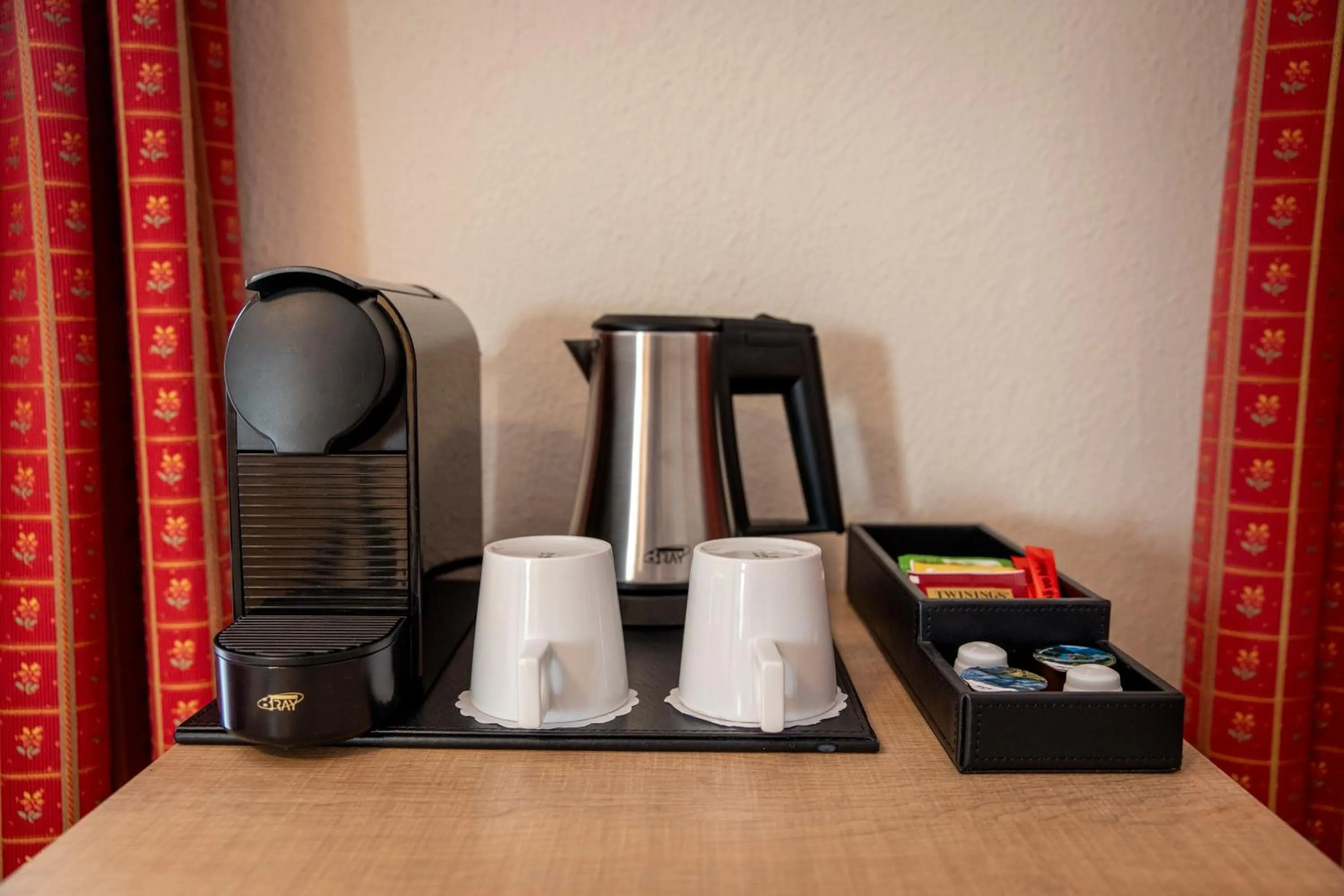 Coffee/tea facilities in Hotel Kreuz & Post Grindelwald