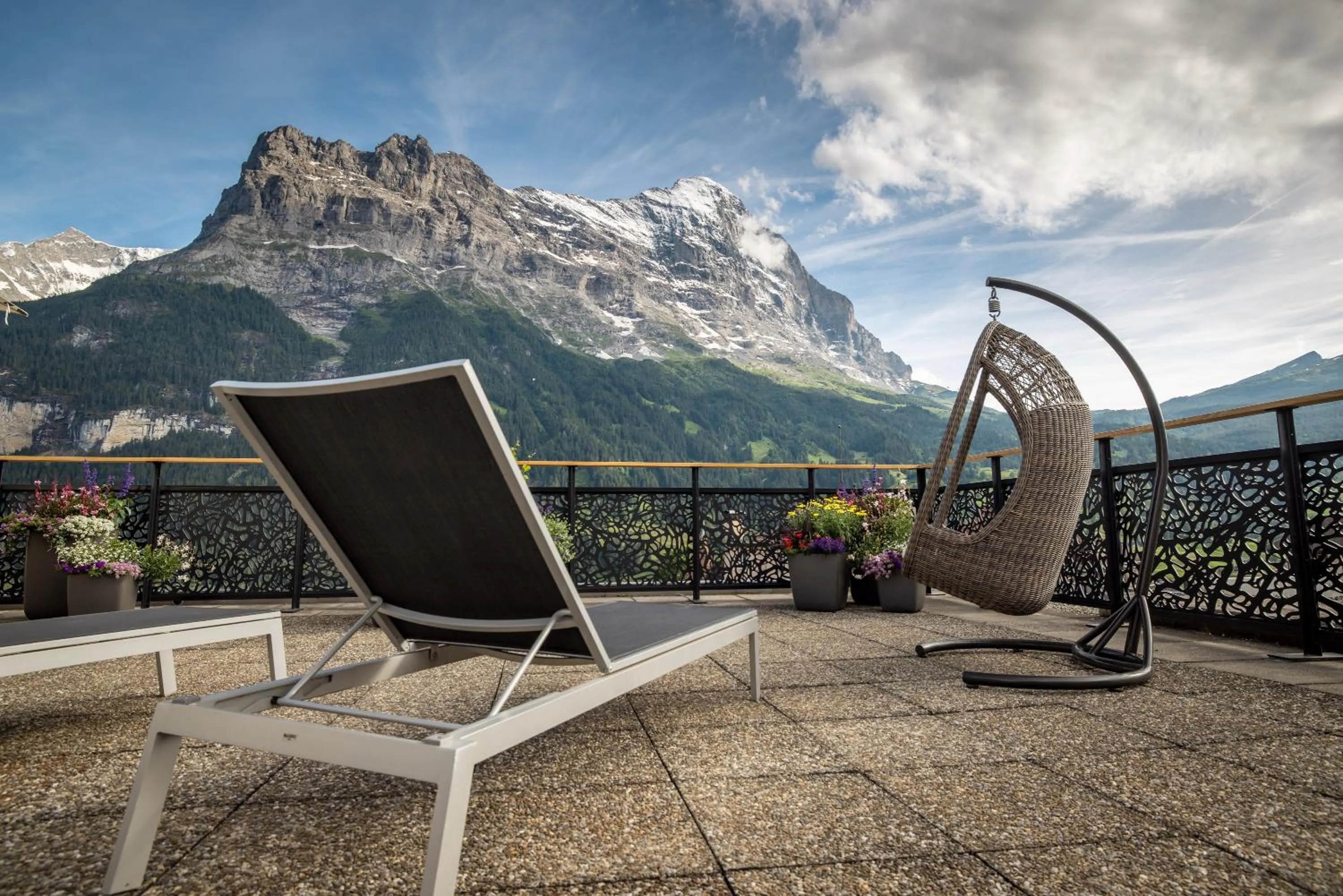 Spring in Hotel Kreuz & Post Grindelwald