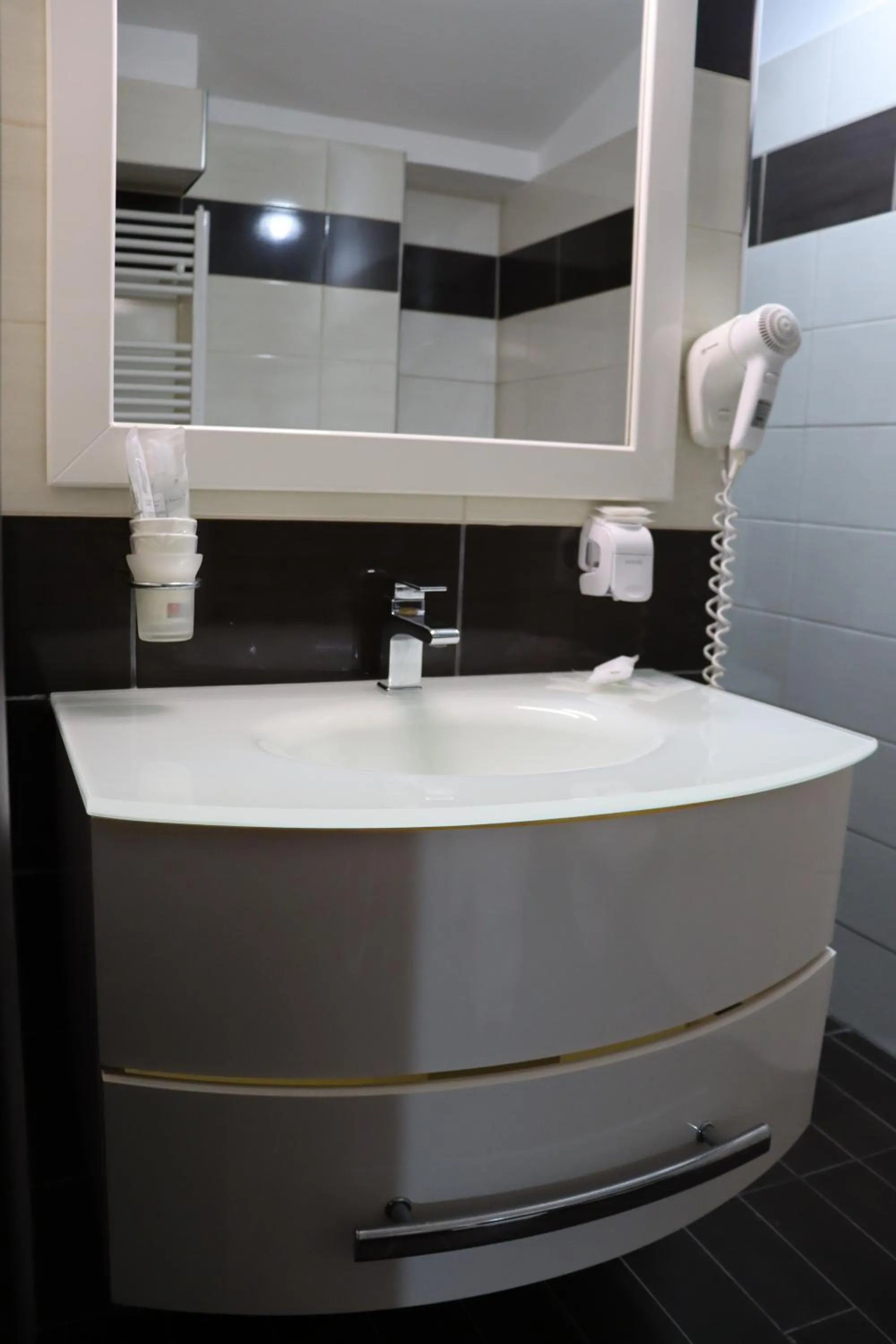 Bathroom in Hotel Paradiso