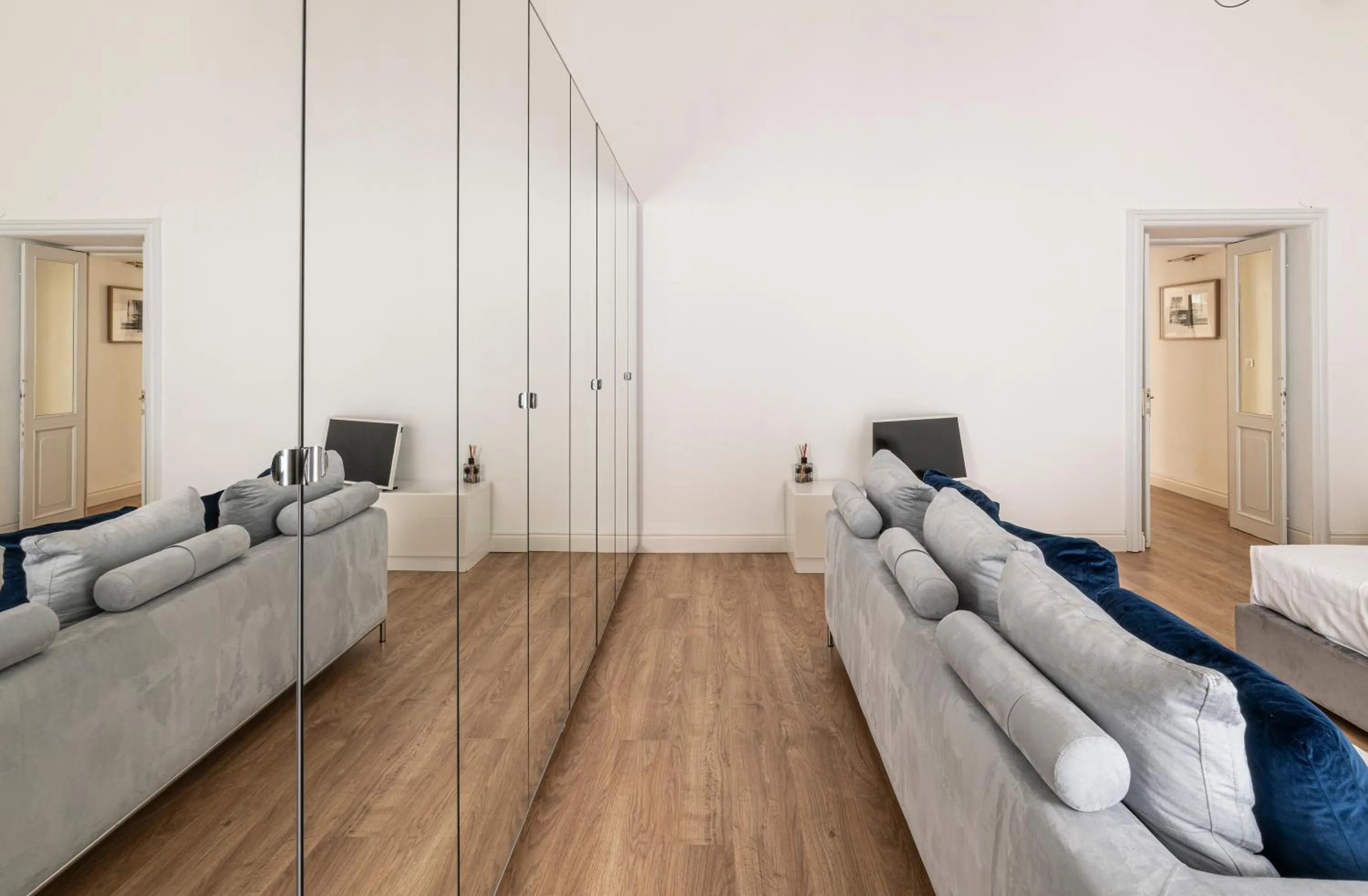 TV and multimedia in La Dépendance Hotel