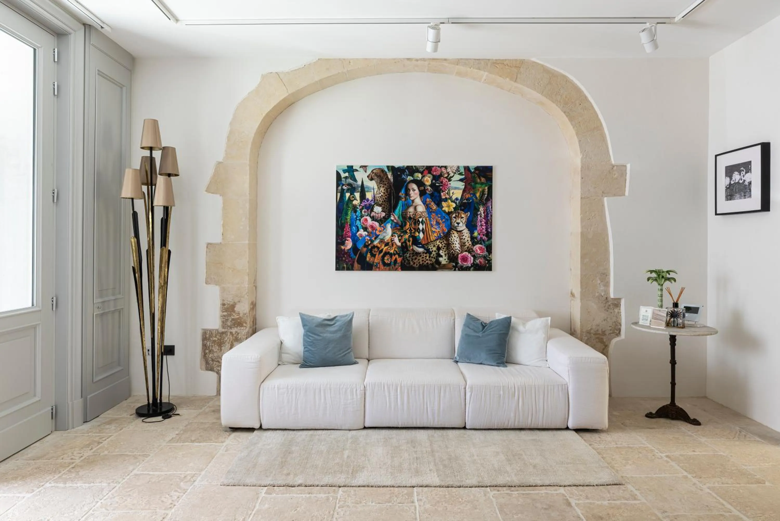 Living room in La Dépendance Hotel