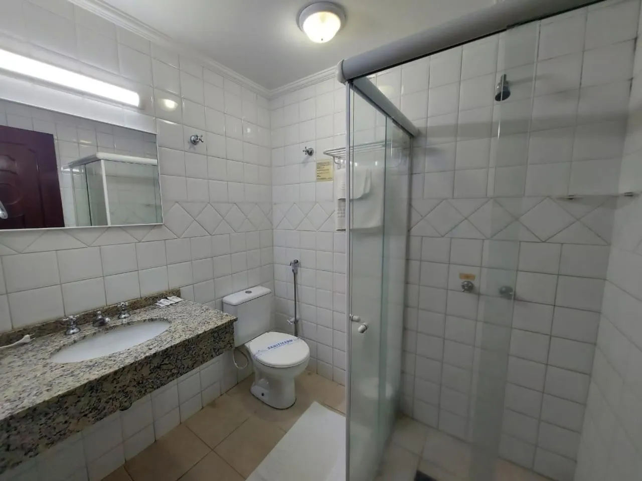 Shower in Hotel Tenda