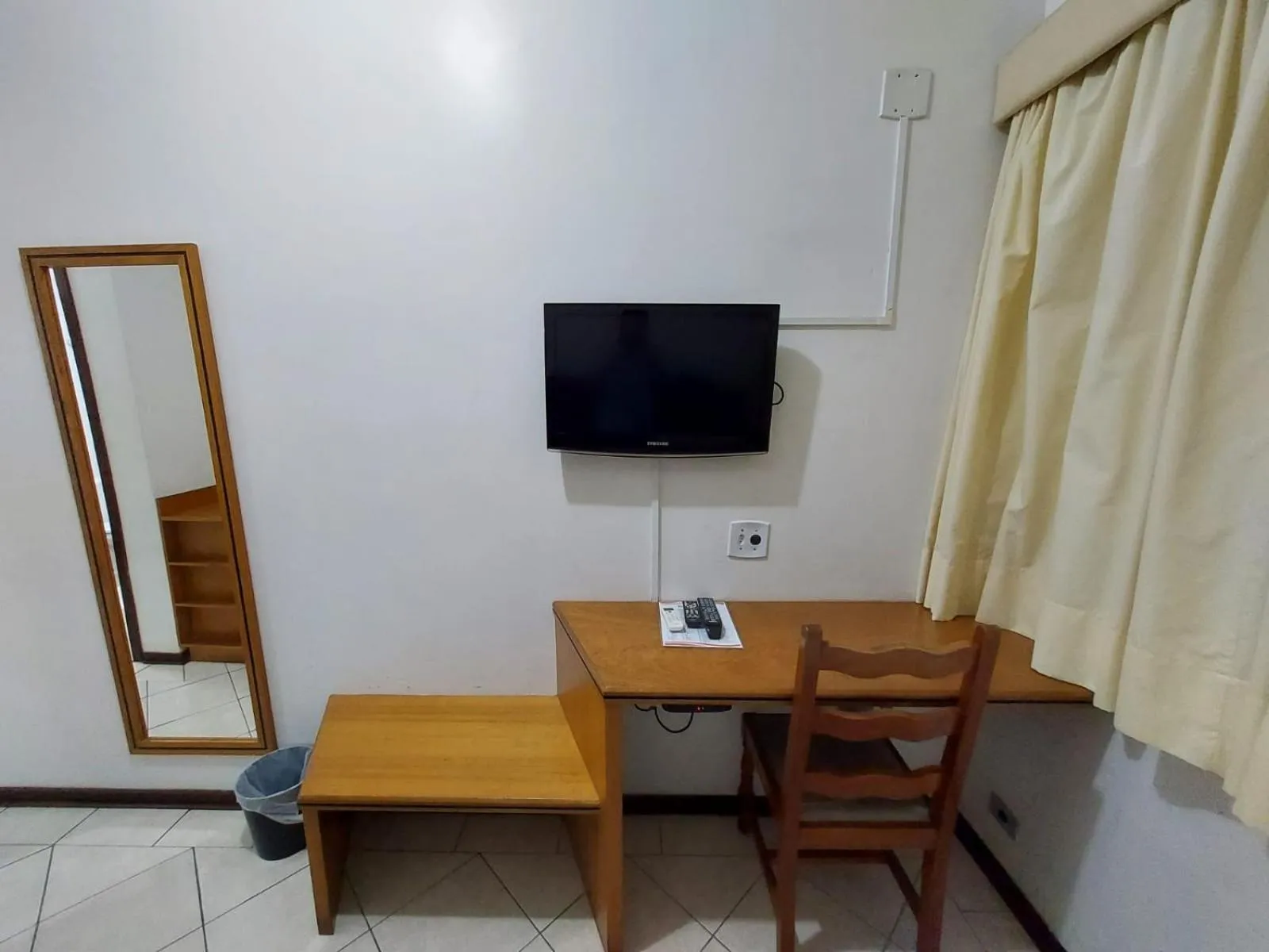 TV and multimedia in Hotel Tenda