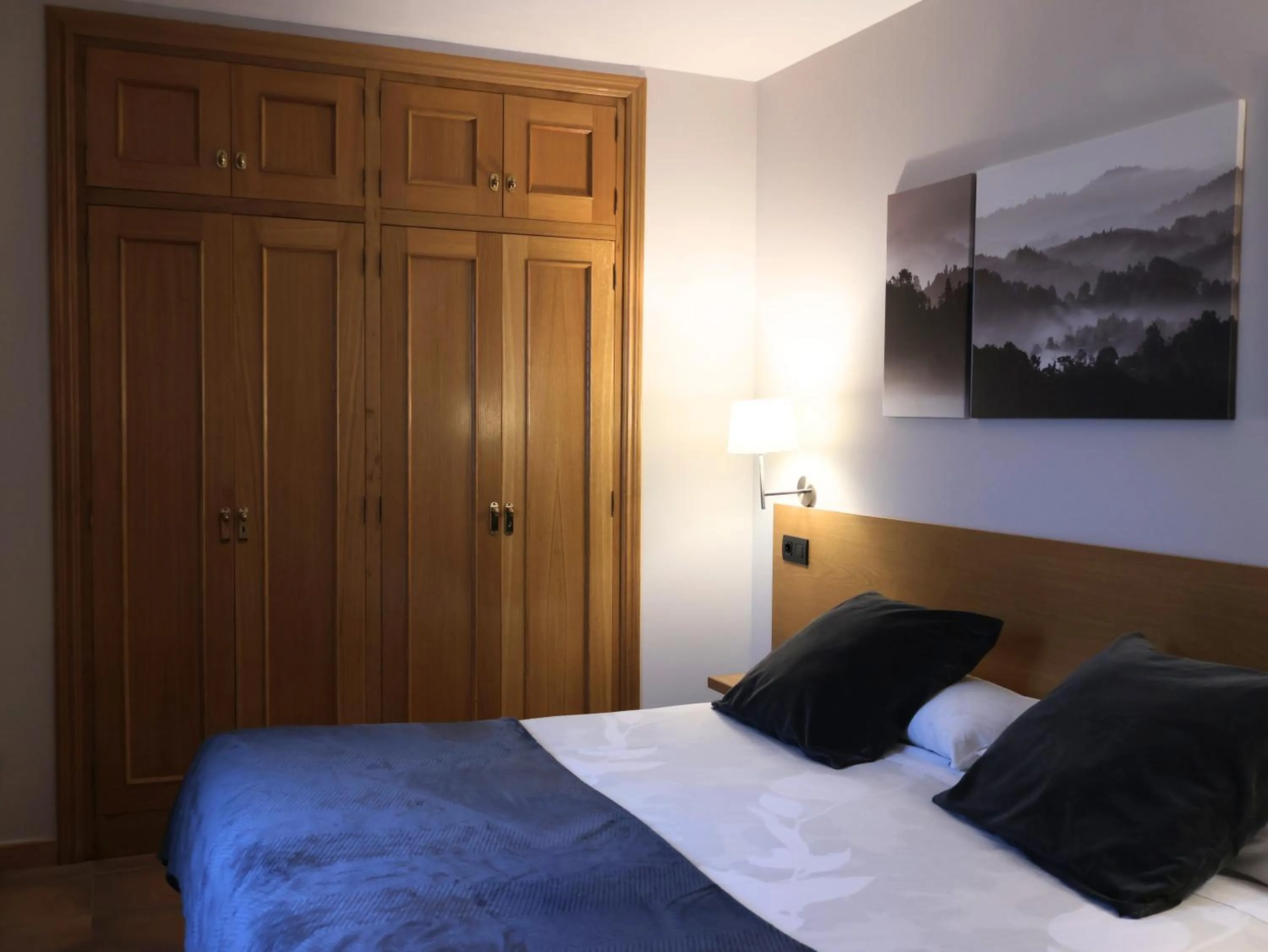 Bed in Aparthotel El Serch