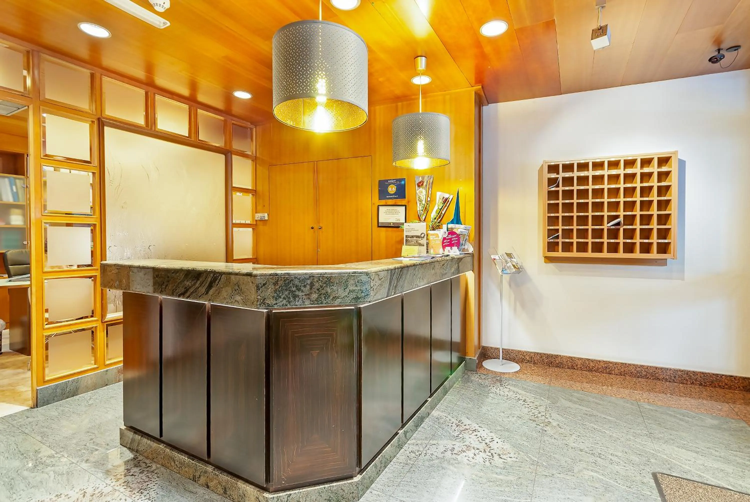 Lobby or reception in Aparthotel El Serch