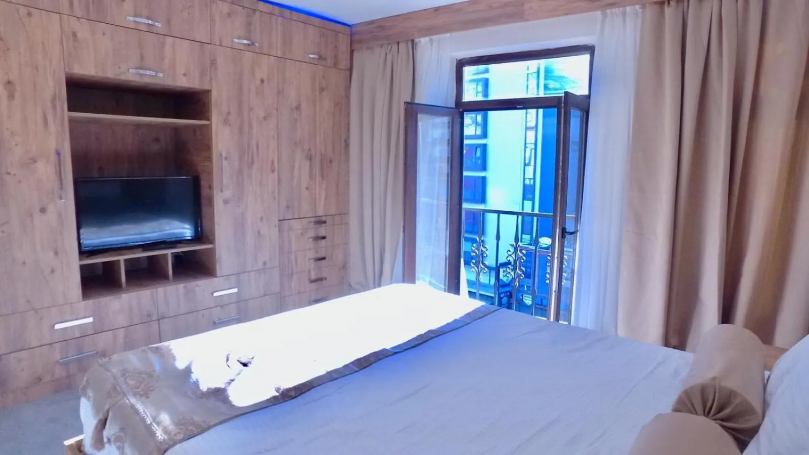 Bed in NOUR SUITE & RESIDENCE