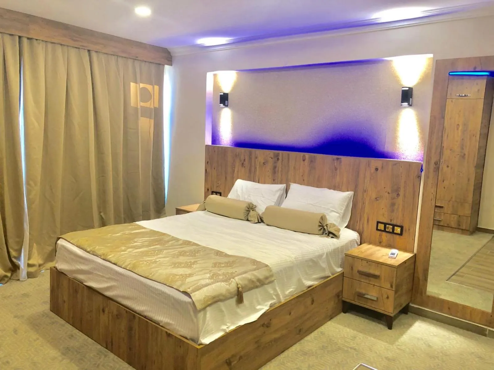 Bed in NOUR SUITE & RESIDENCE