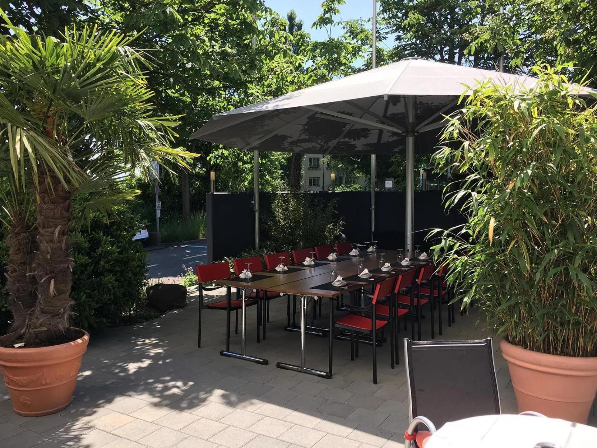 Patio in Hotel Ambassador