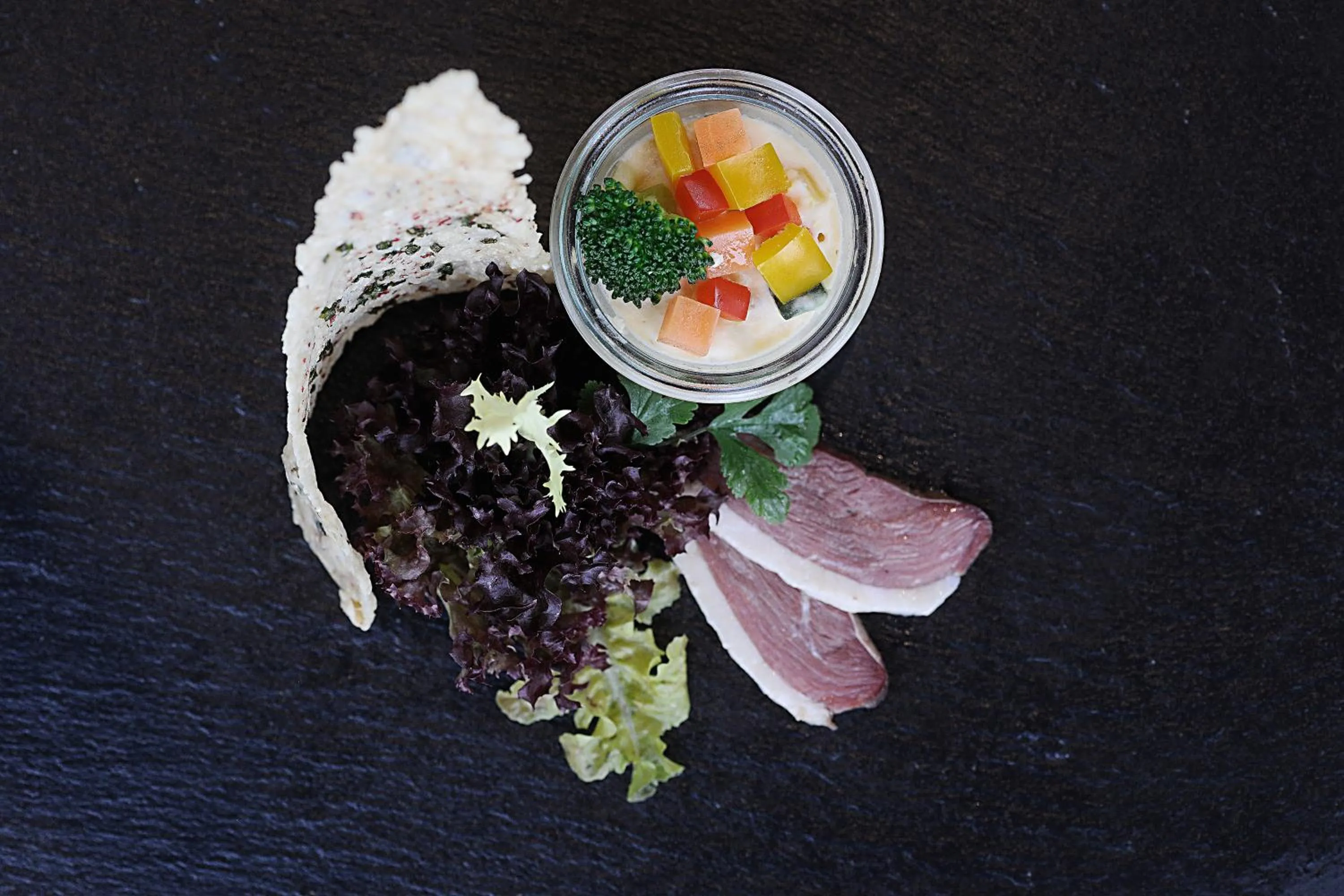 Food and drinks in Hotel Ambassador