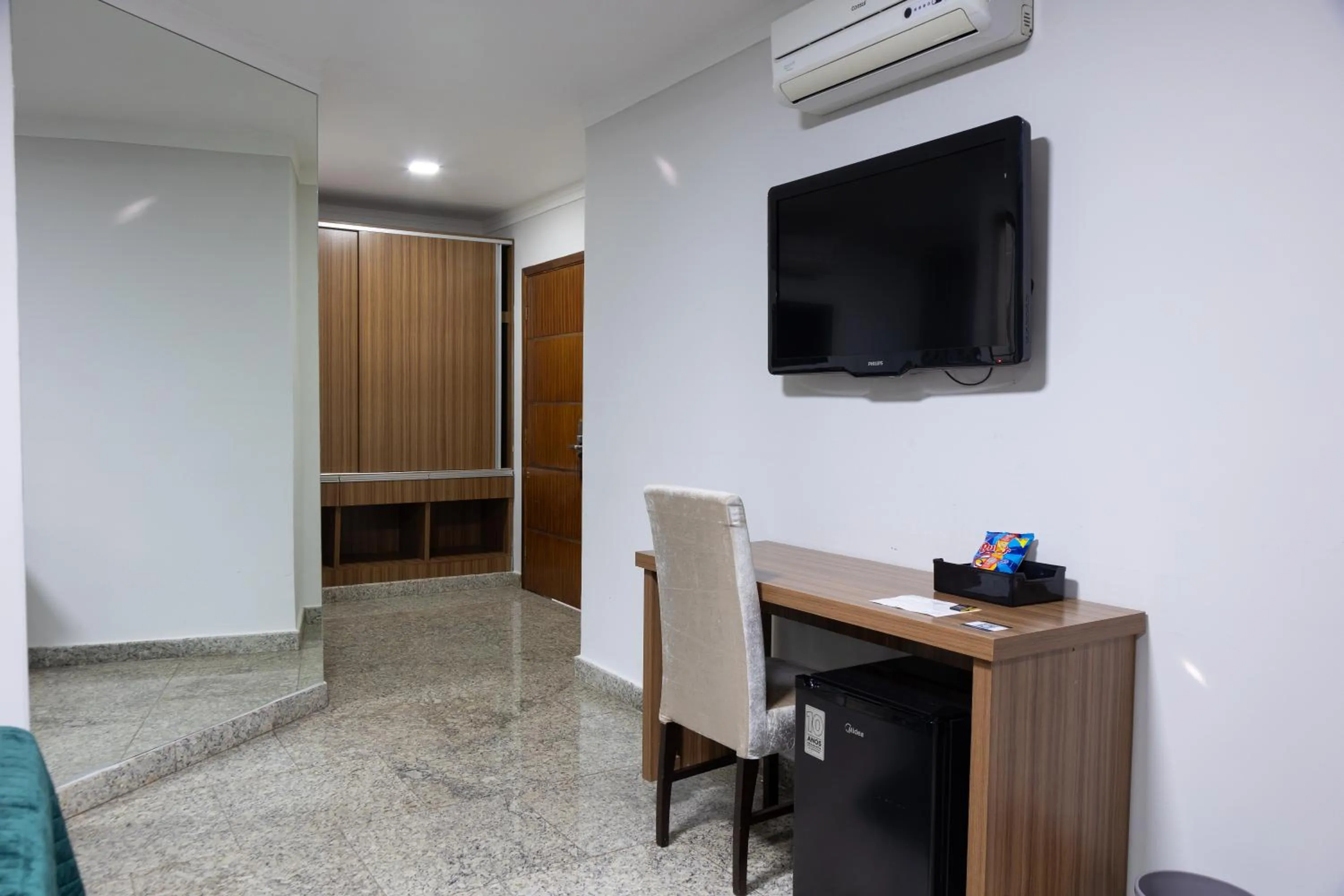 TV and multimedia in BOMBONATO PALACE HOTEL