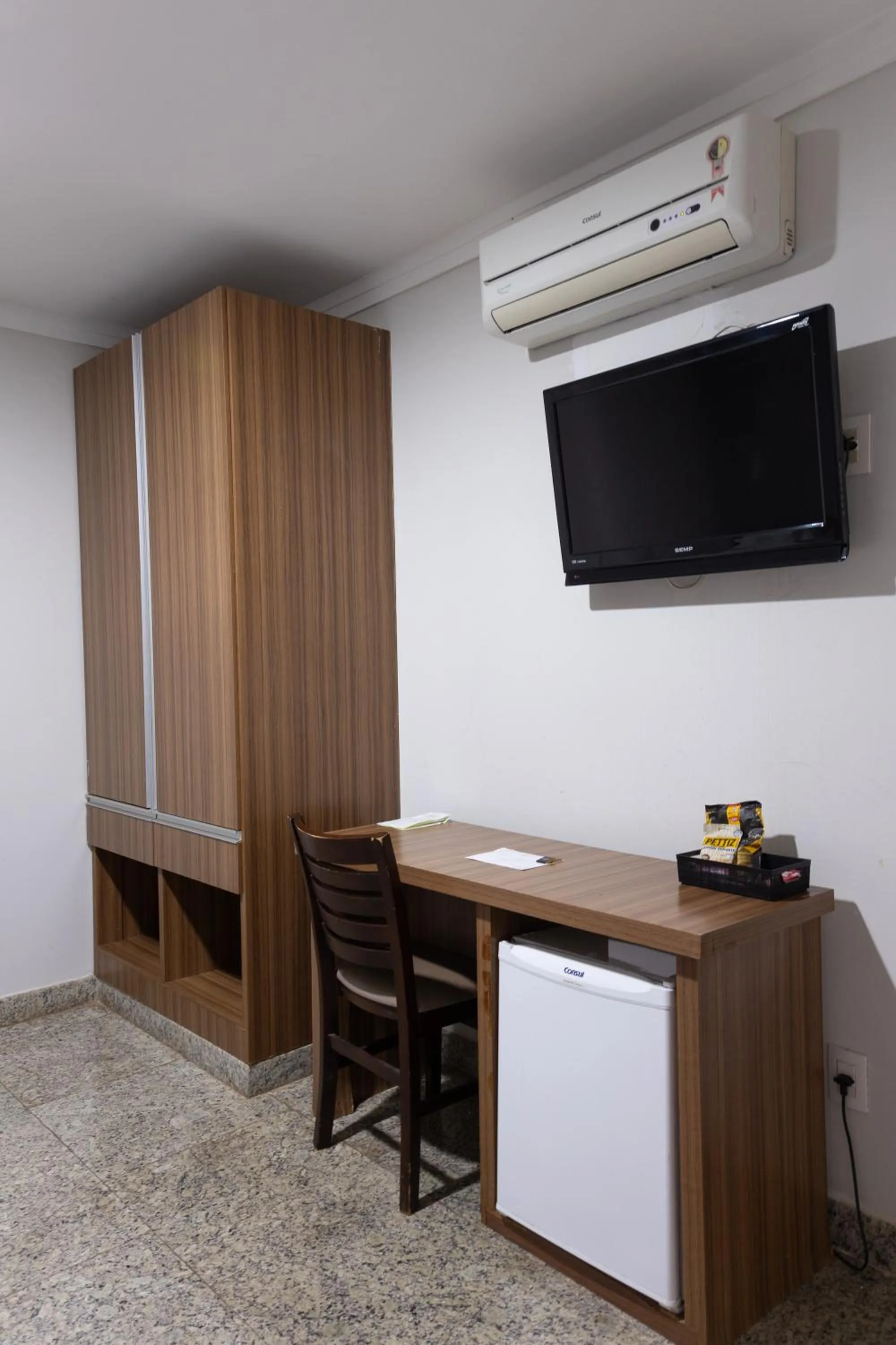 Bedroom in BOMBONATO PALACE HOTEL