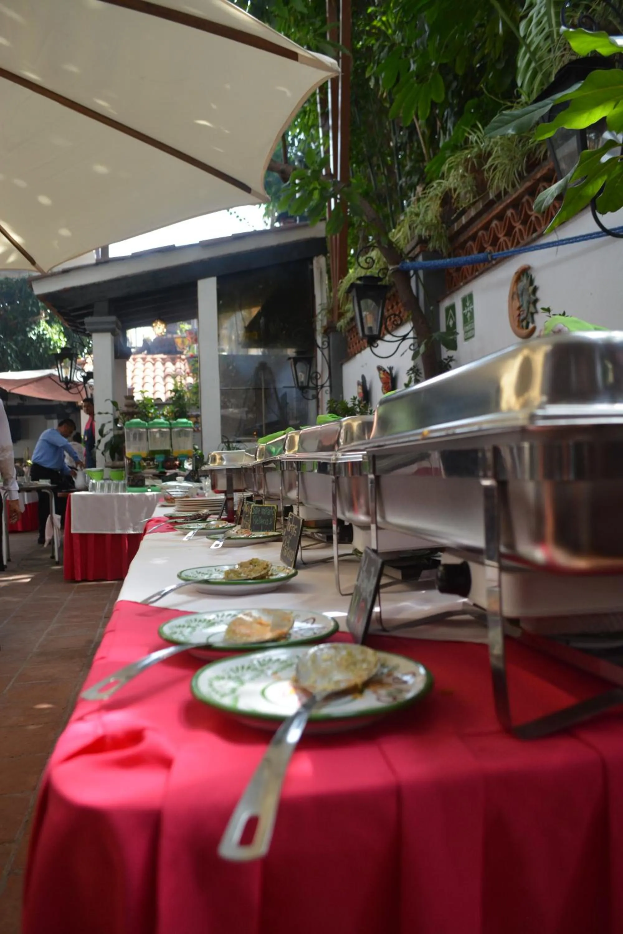Buffet breakfast in Villa Bonita Les Terrasses
