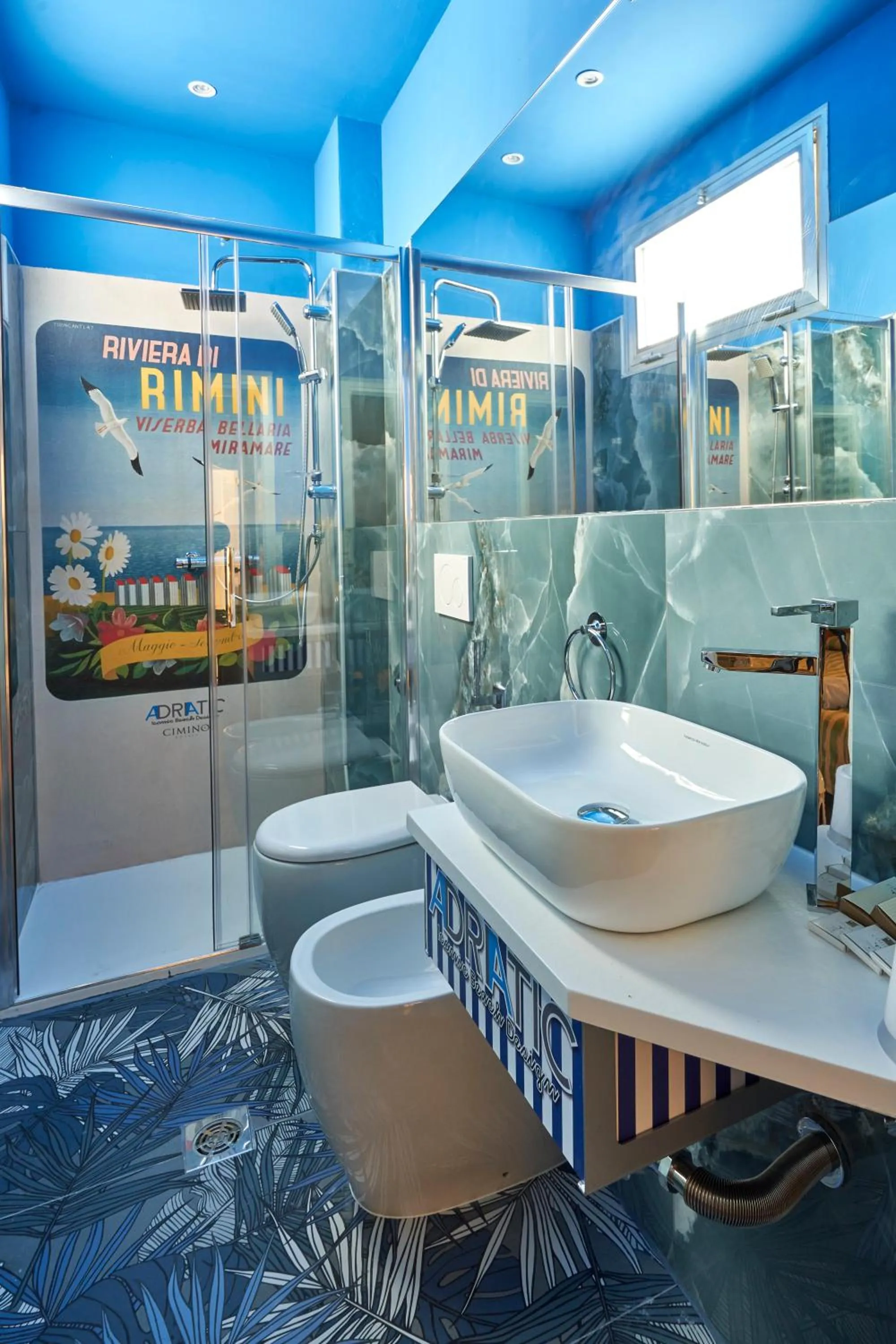 Shower in Hotel Adriatica sul Mare