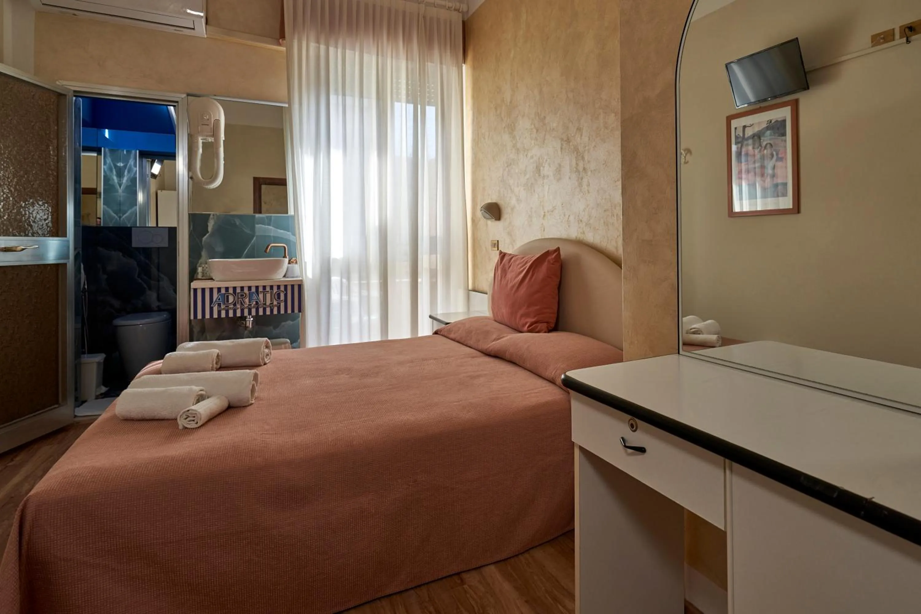 Bed in Hotel Adriatica sul Mare