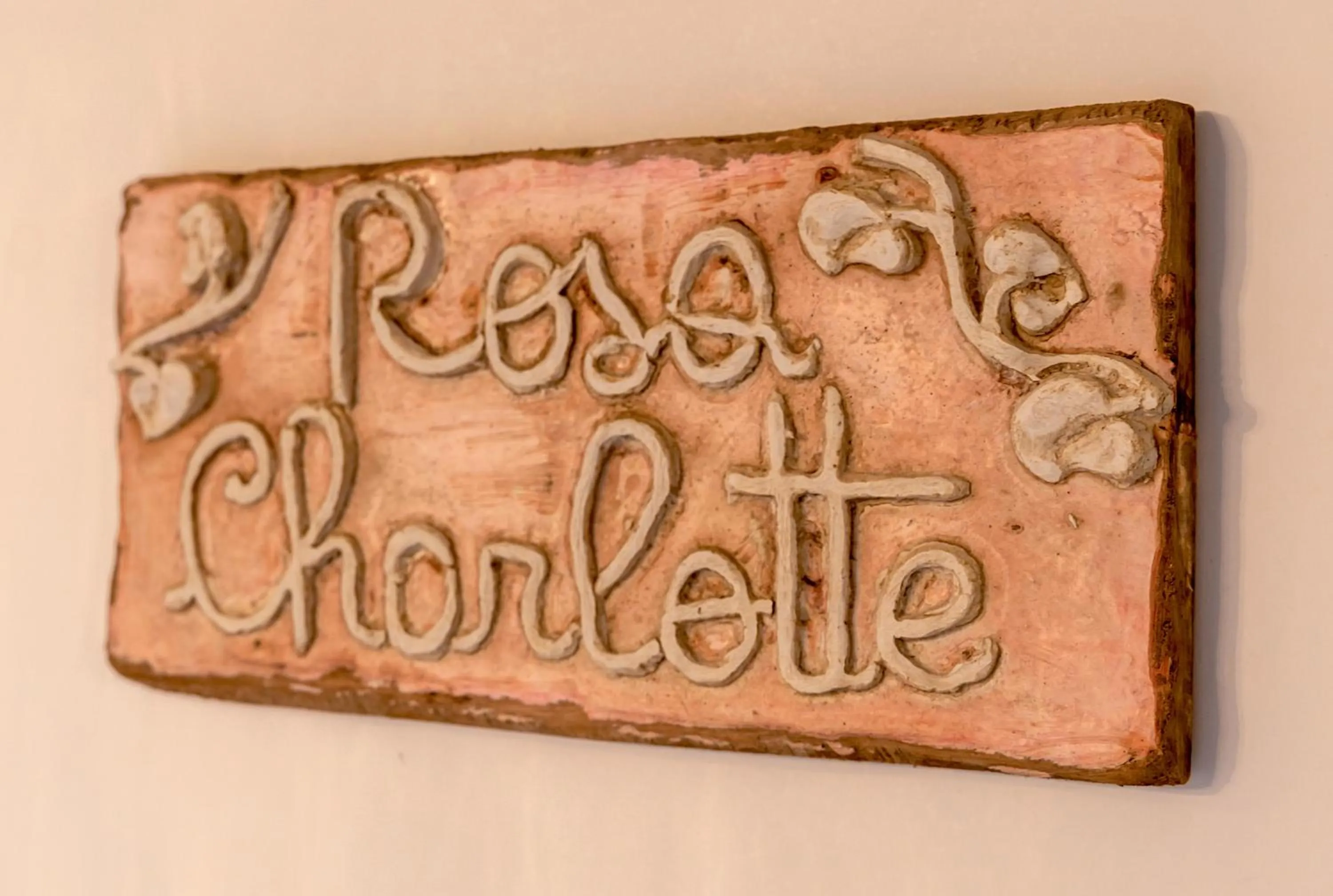 Logo/Certificate/Sign in Villa La Preziosa