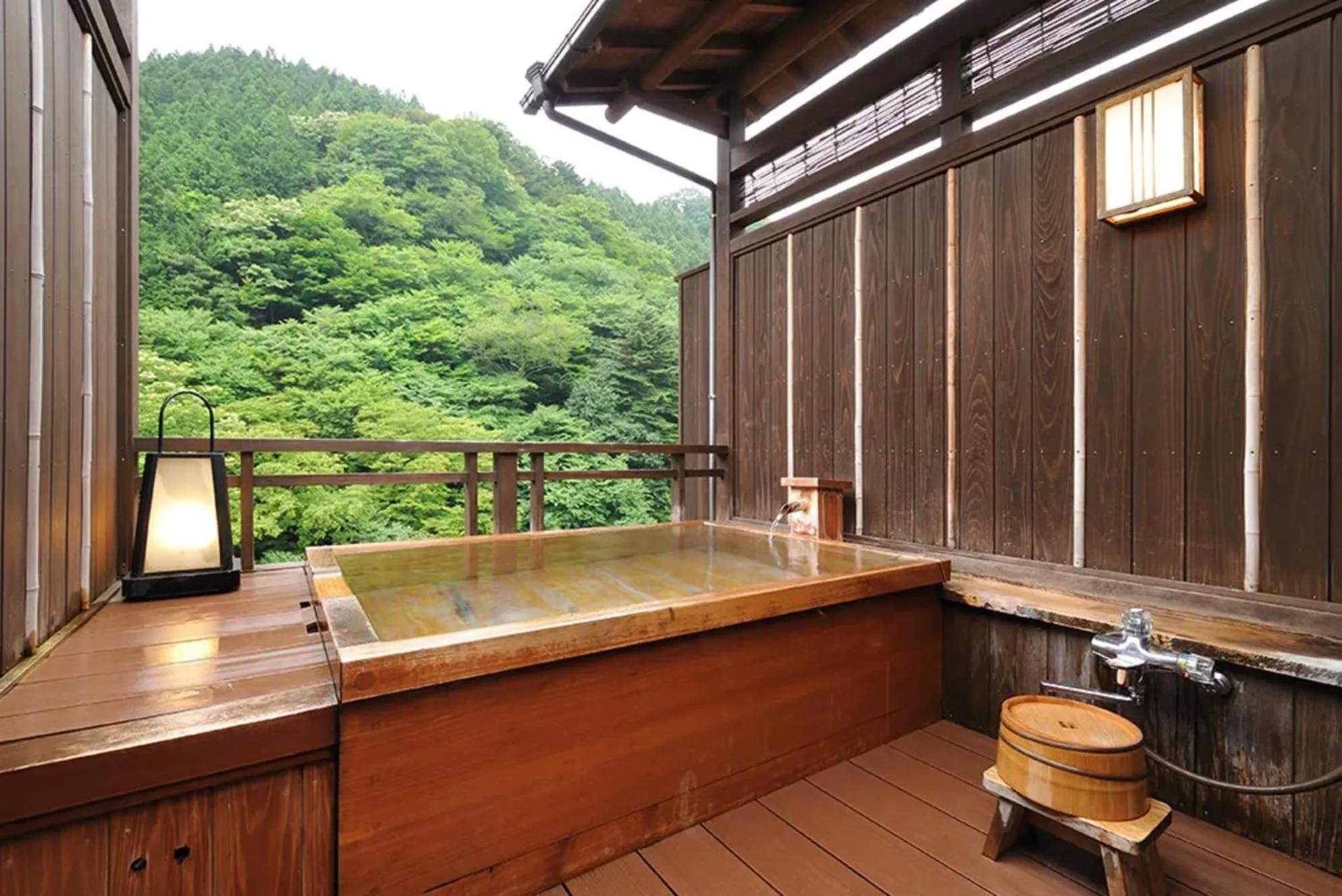 Hot Spring Bath in Shima Onsen Yoshimoto