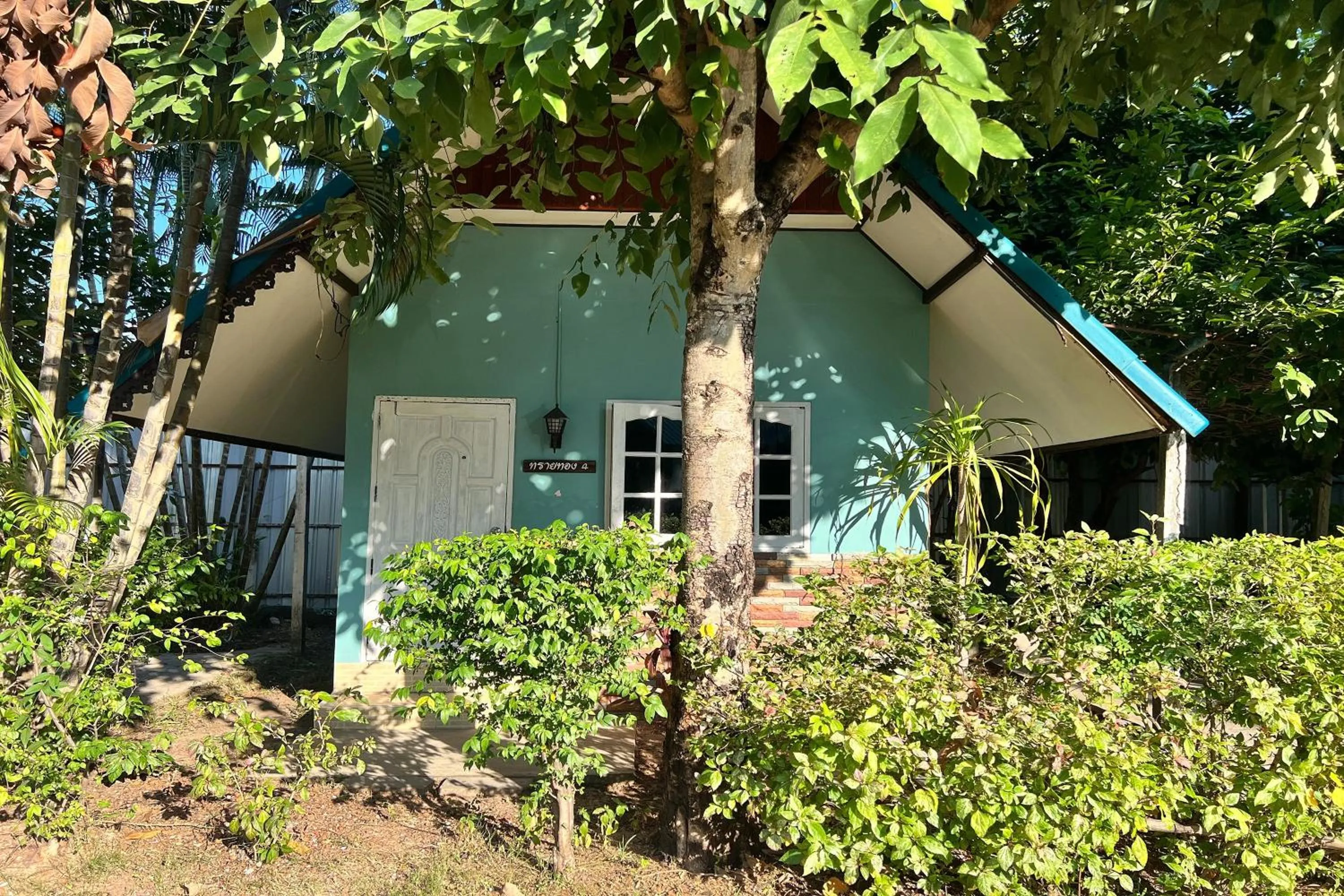 Property building in Saithong Resort