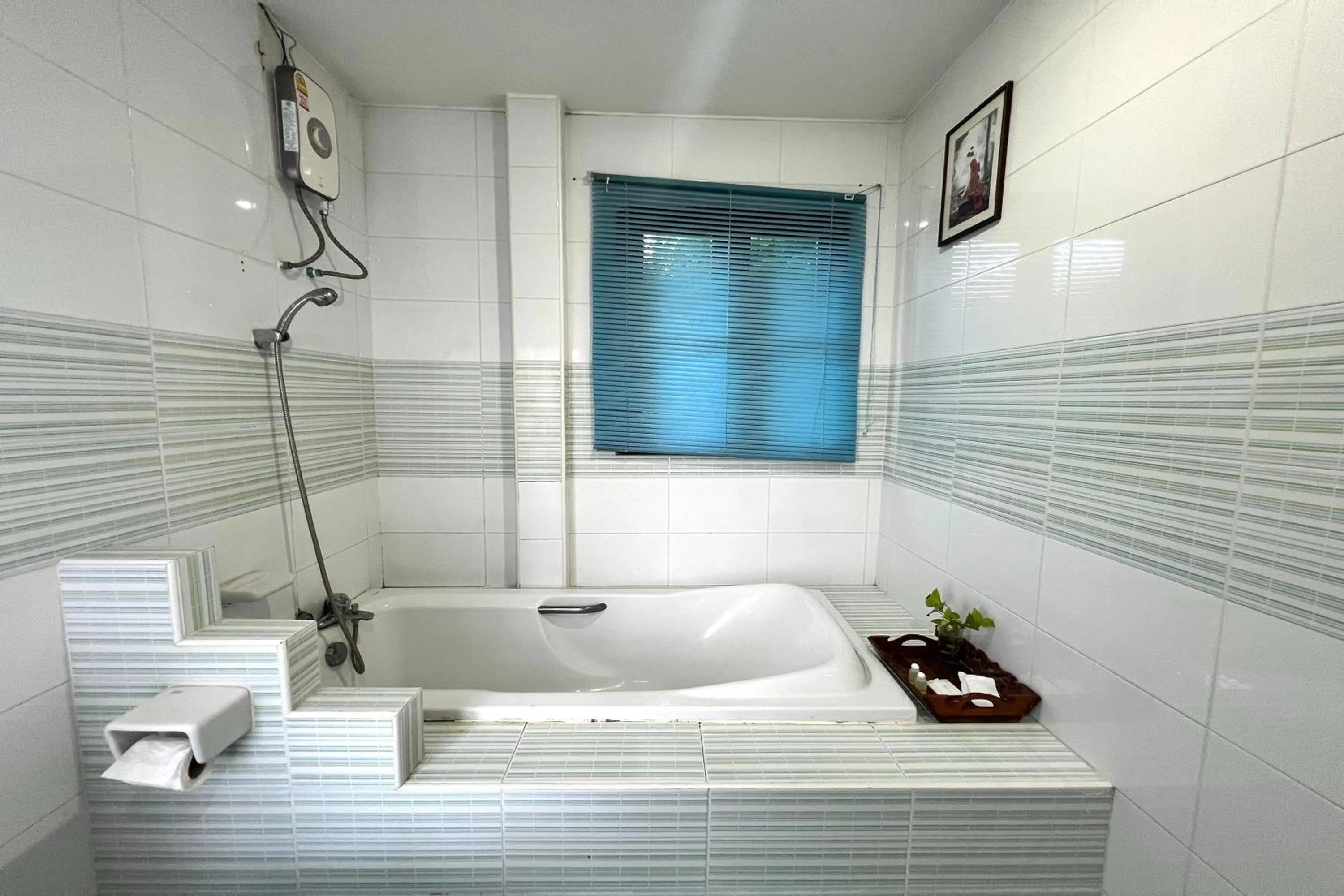 Shower in Saithong Resort