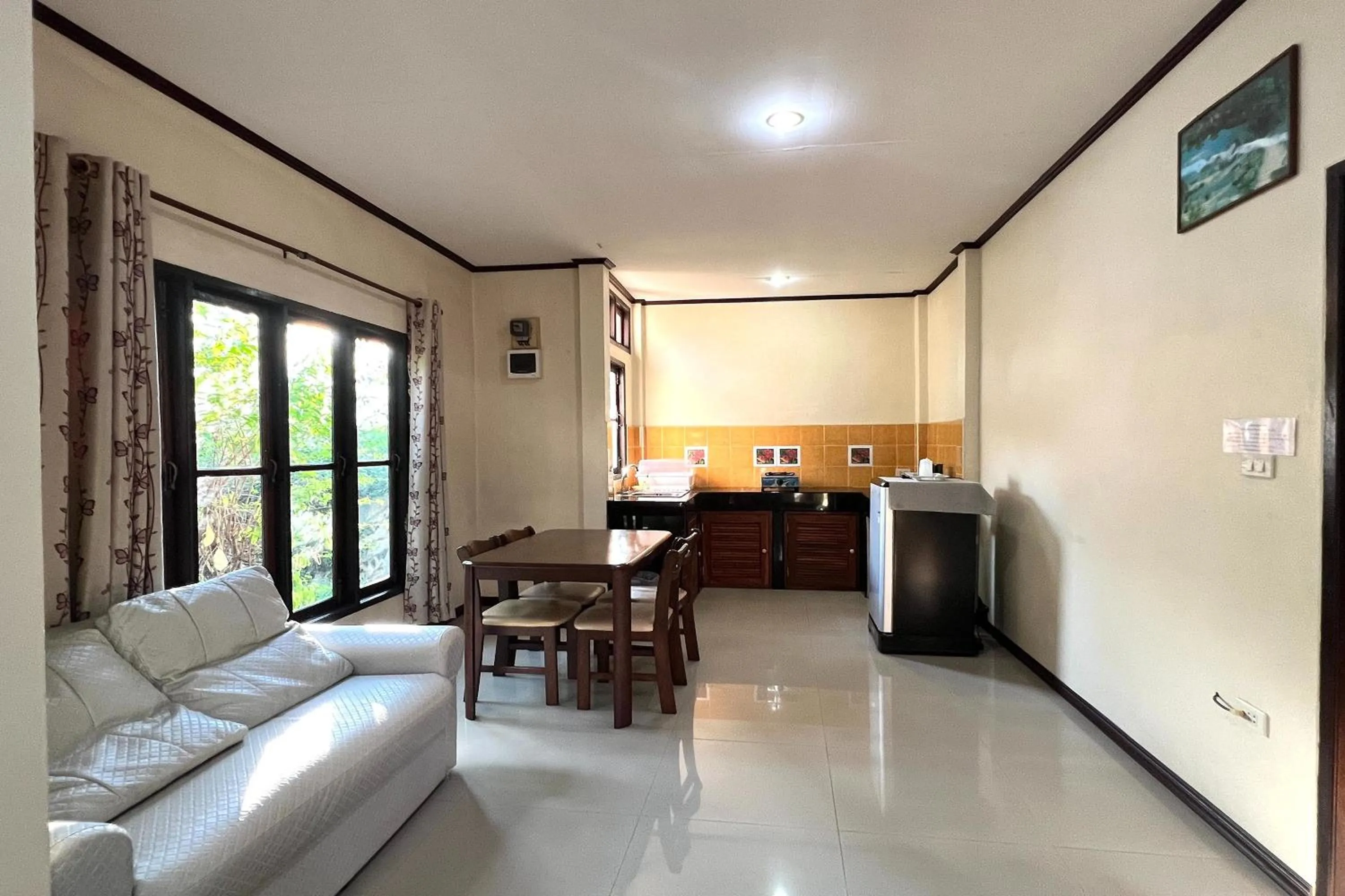 Seating area in Saithong Resort