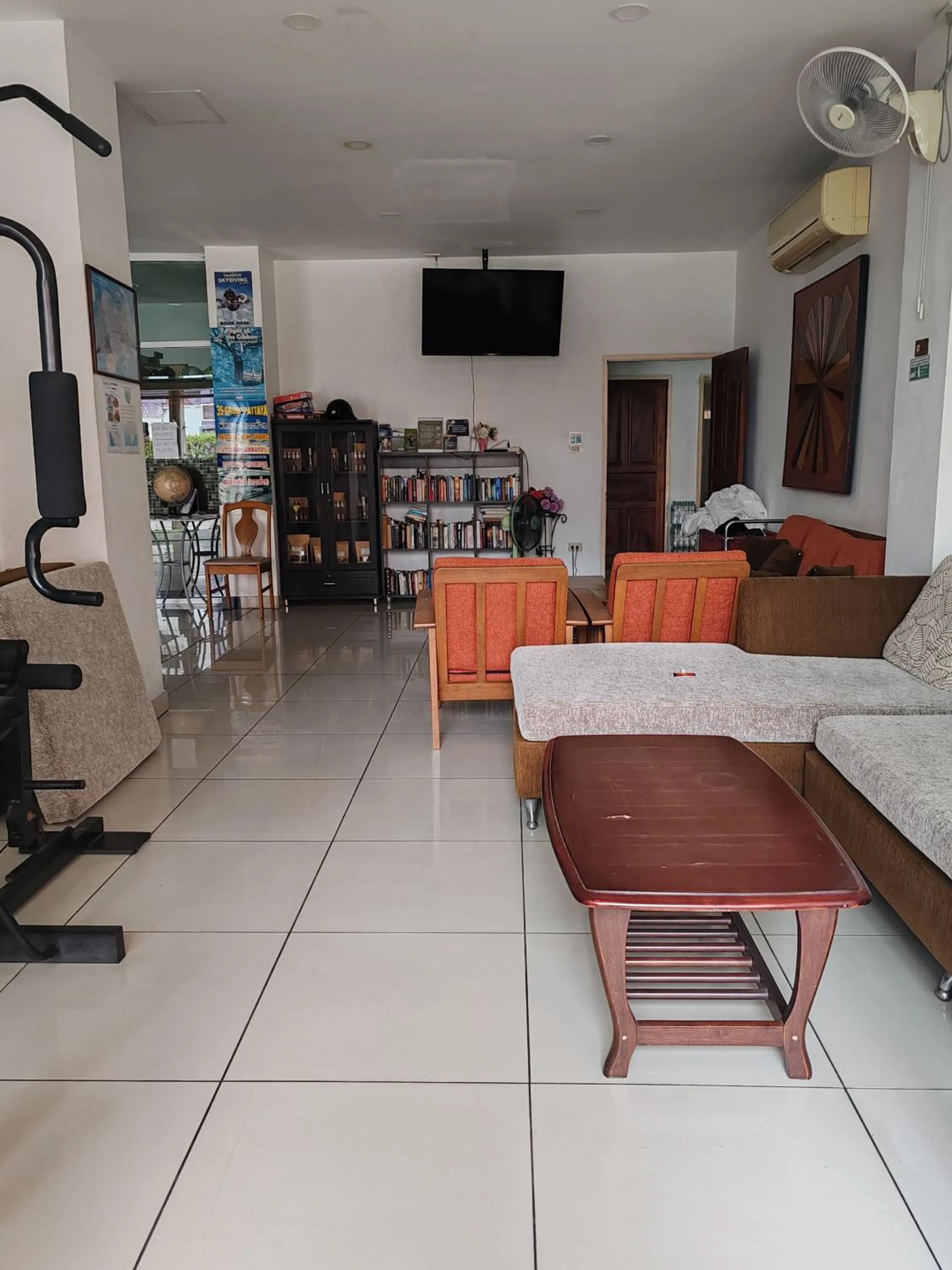 Lobby or reception in Jomtien Hostel