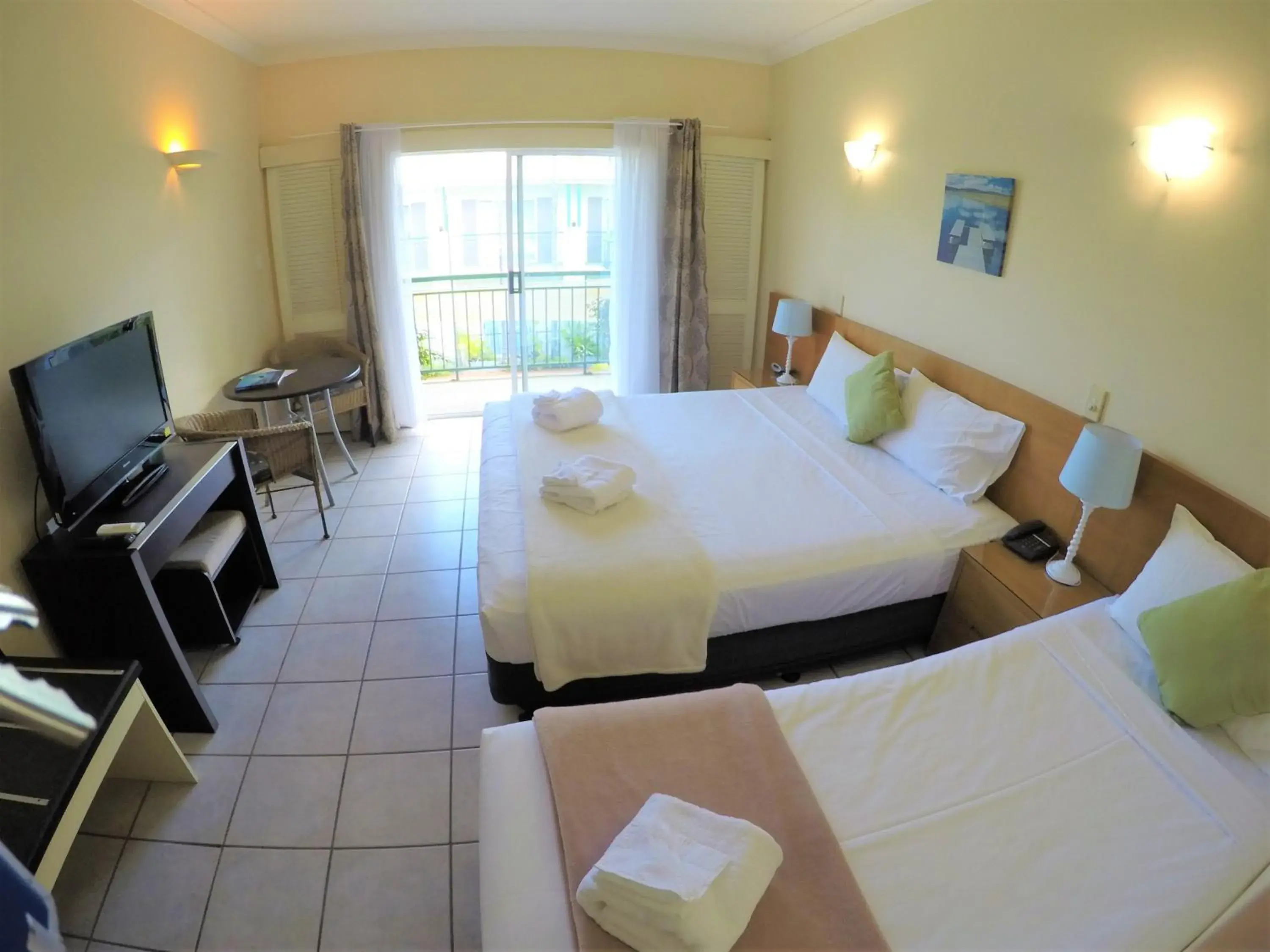 Deluxe Triple Room in Crystal Garden Resort & Restaurant Deluxe Triple Room in Crystal Garden Resort & Restaurant