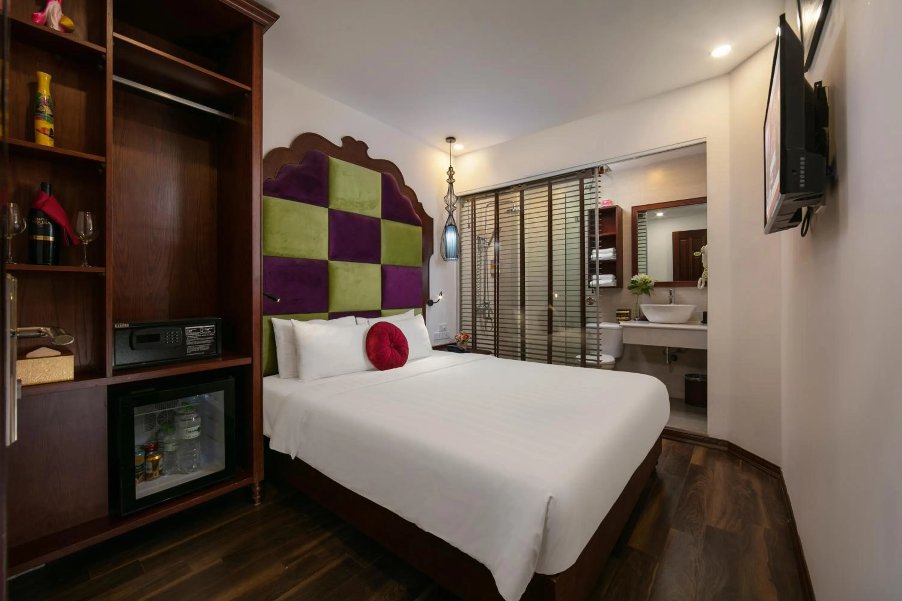 Bedroom, Bed in Vision Premier Hotel & Spa