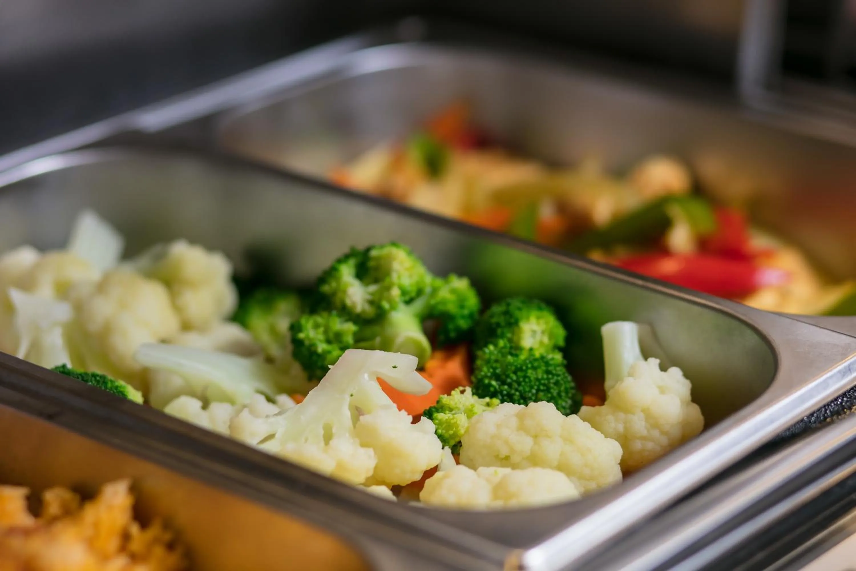 Restaurant/places to eat in Vision Premier Hotel & Spa