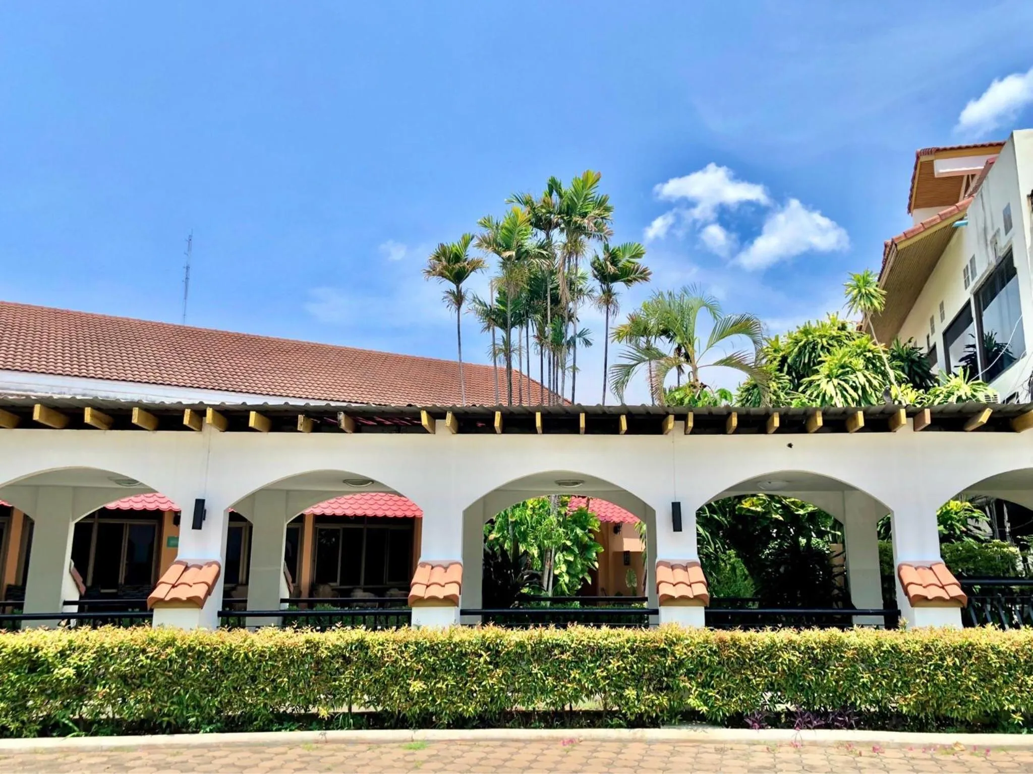 Dad D Resort by Lopburi Inn Resort