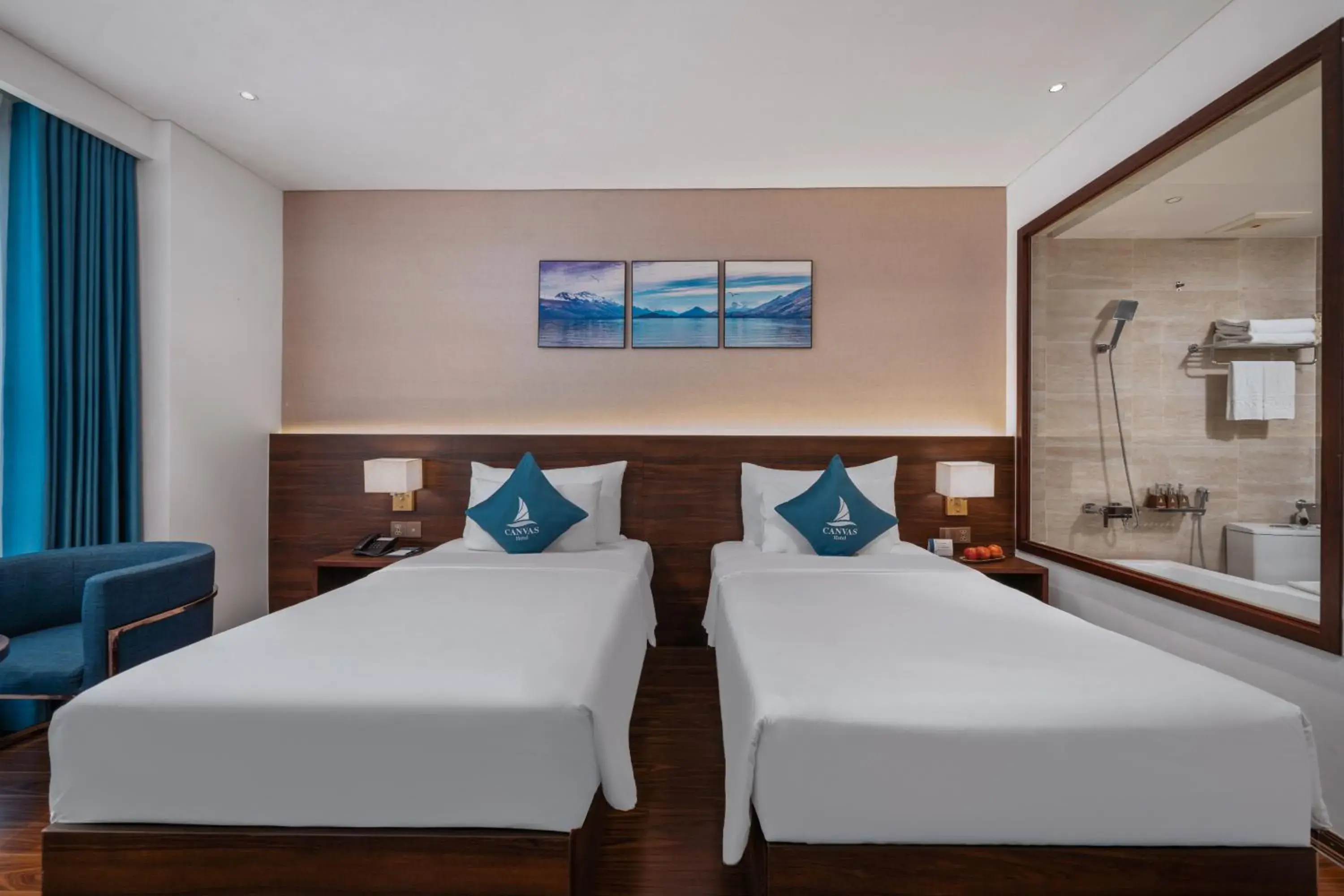 Grand Premier Twin Room with Partial Sea View in Canvas Danang Beach Hotel Grand Premier Twin Room with Partial Sea View in Canvas Danang Beach Hotel