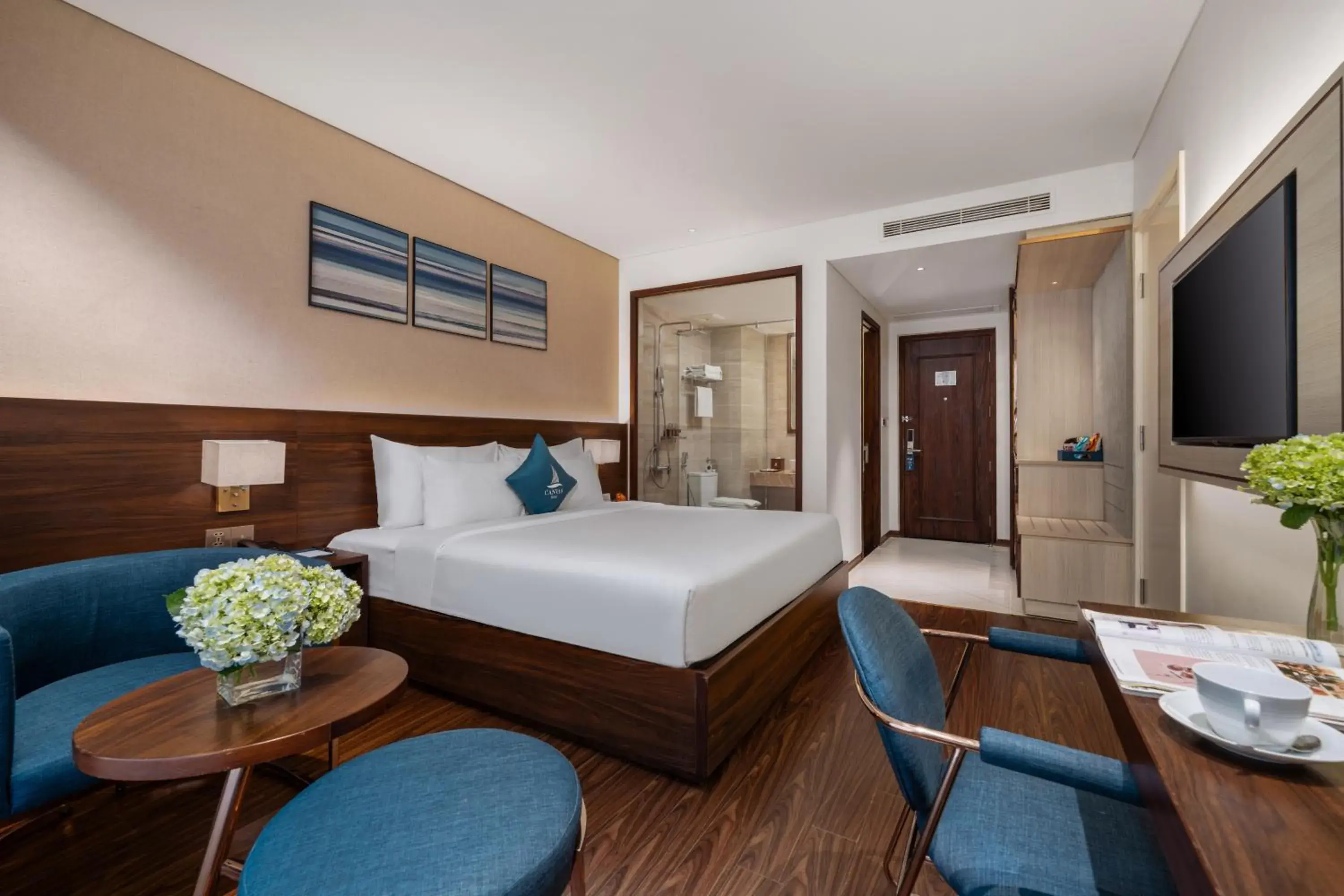 Classic King Room in Canvas Danang Beach Hotel Classic King Room in Canvas Danang Beach Hotel
